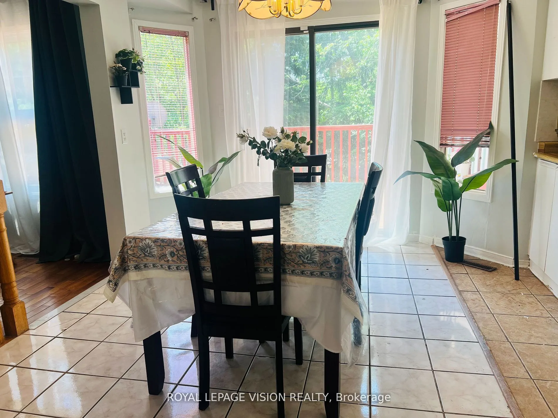 2 Glenheather Terrace, #Upper