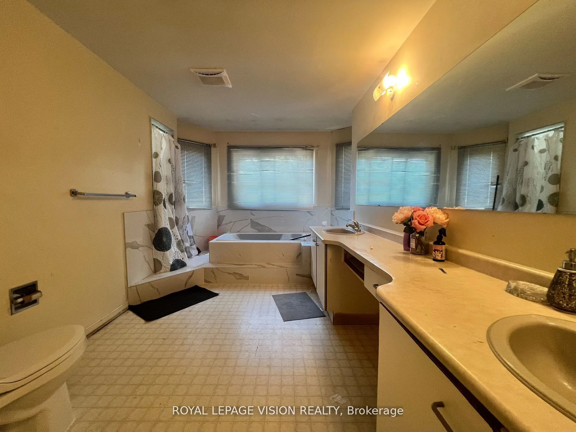 2 Glenheather Terrace, #Upper