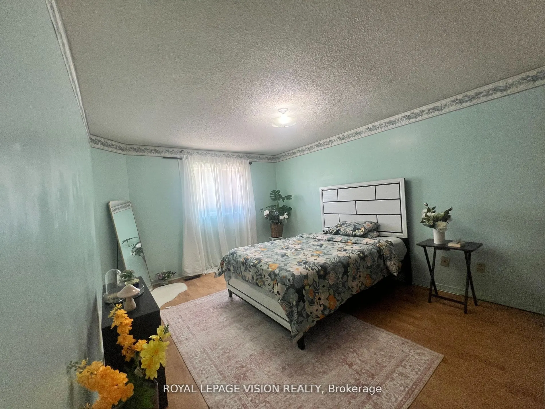 2 Glenheather Terrace, #Upper