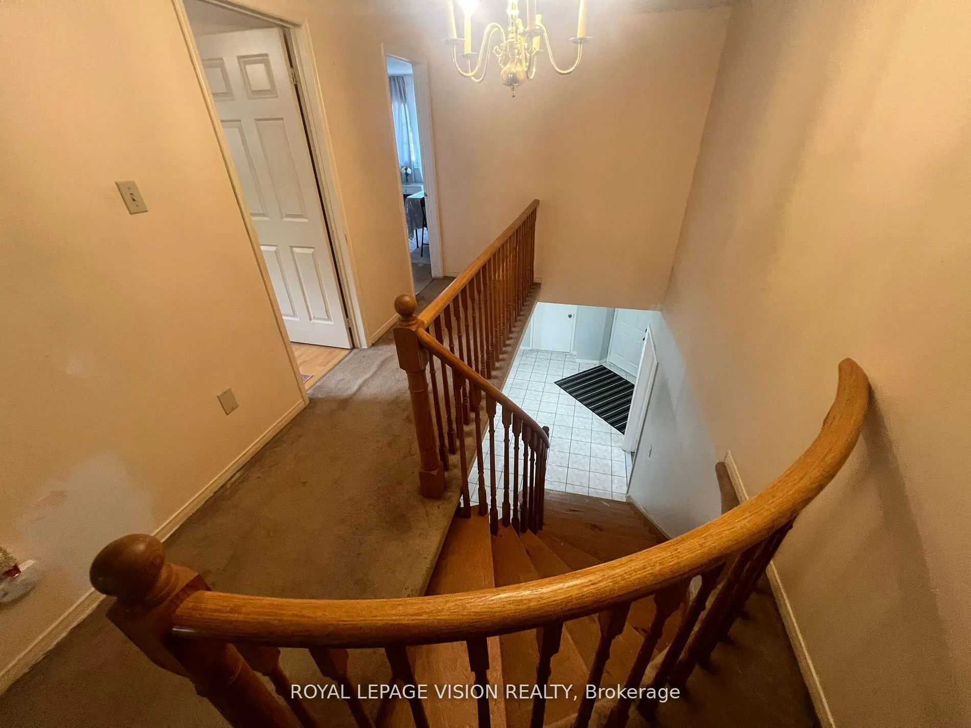 2 Glenheather Terrace, #Upper