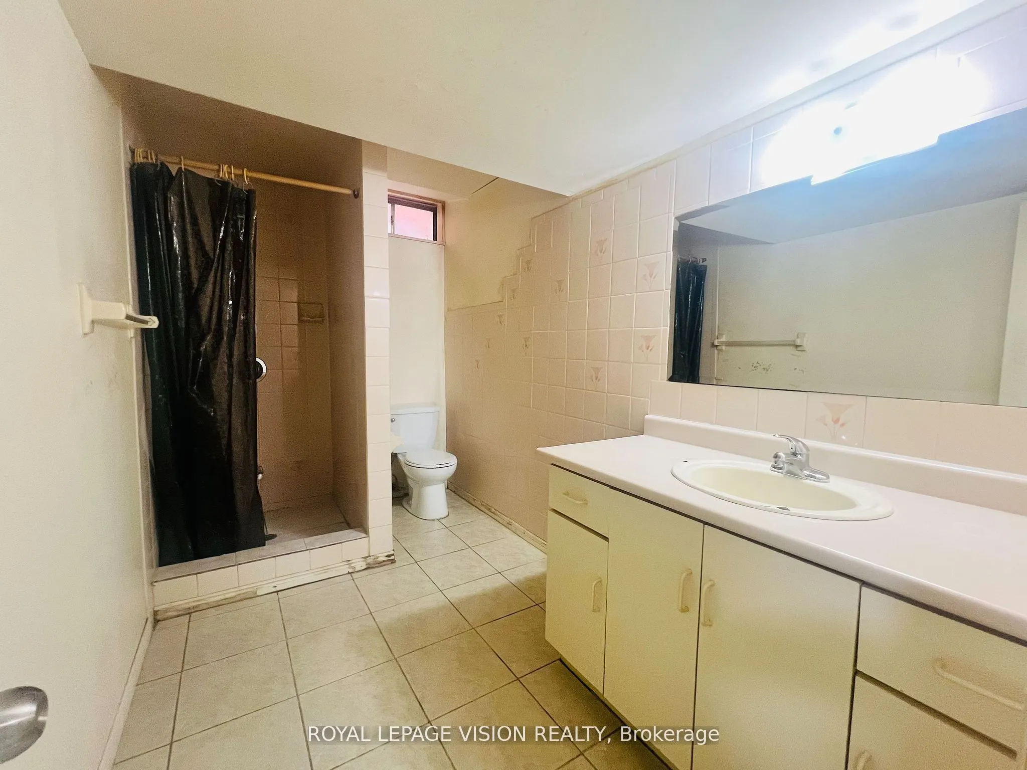 2 Glenheather Terrace, #Lower