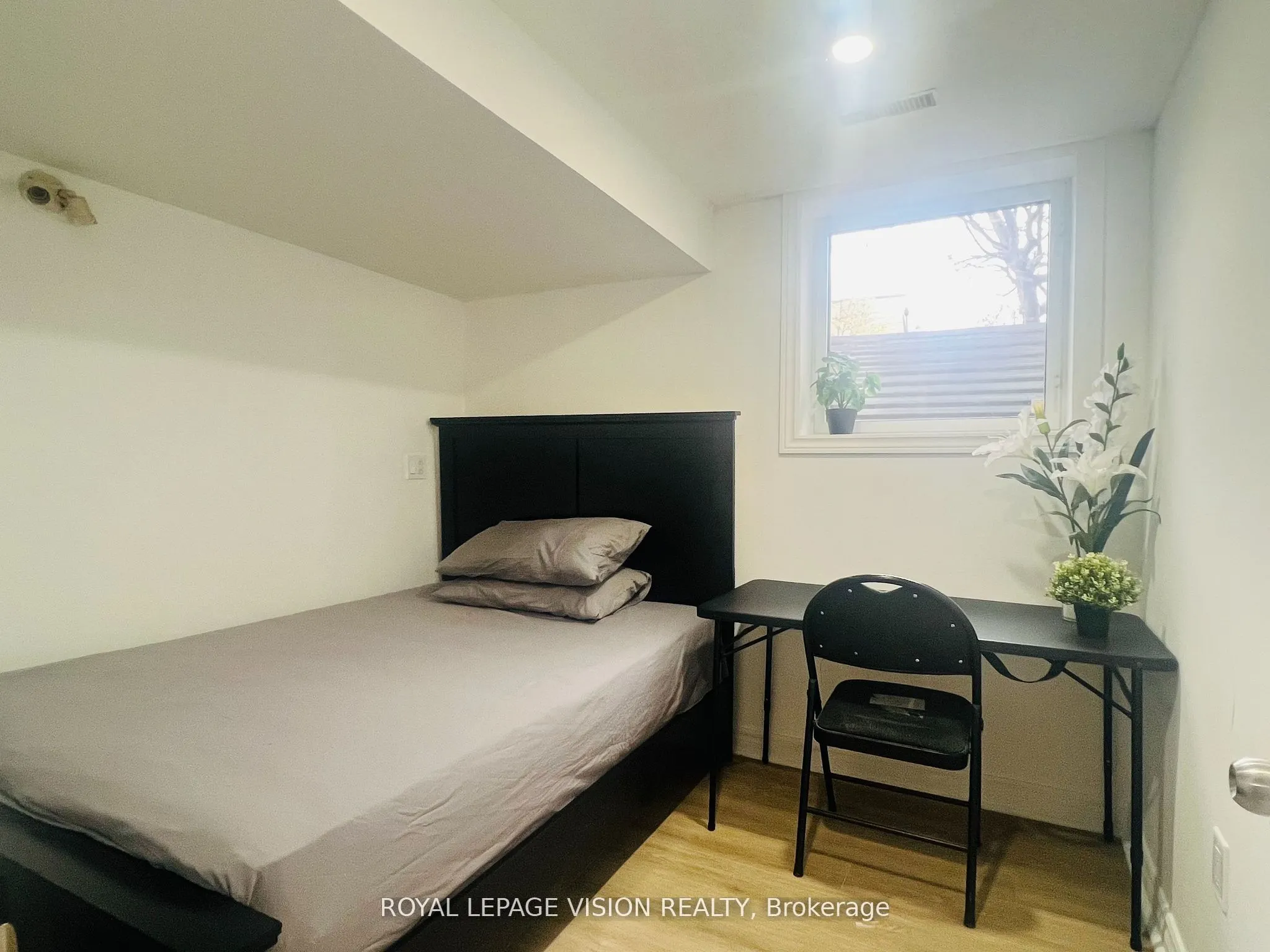 2 Glenheather Terrace, #Lower