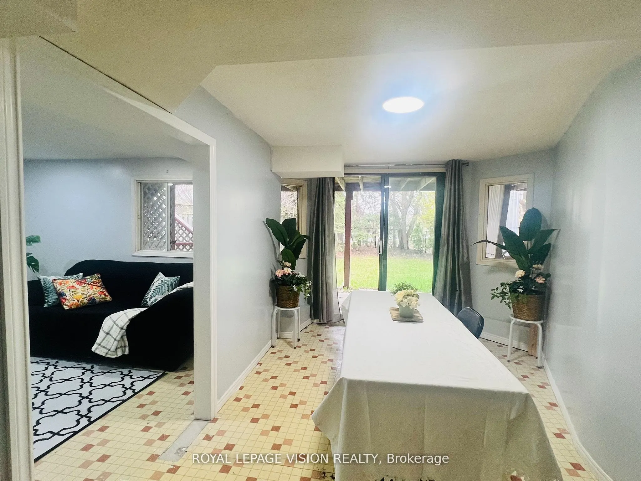 2 Glenheather Terrace, #Lower