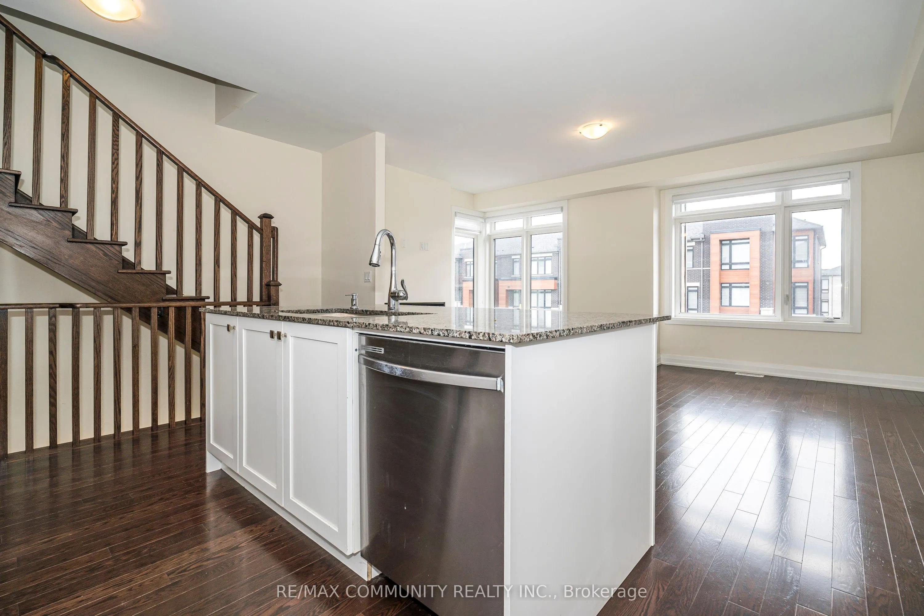 512 Danks Ridge Drive