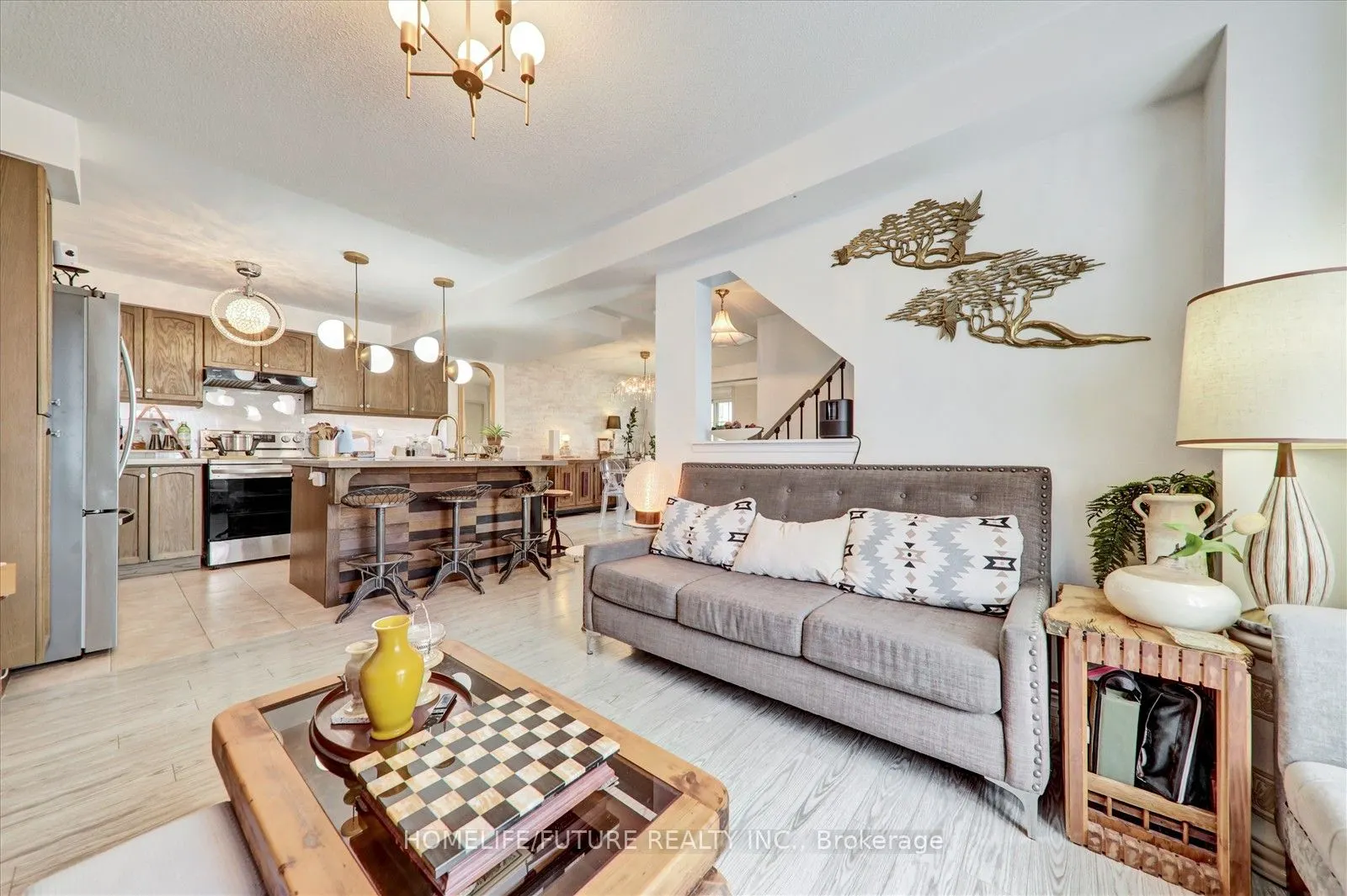 2 Clowes Street
