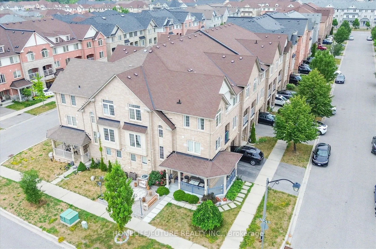 2 Clowes Street
