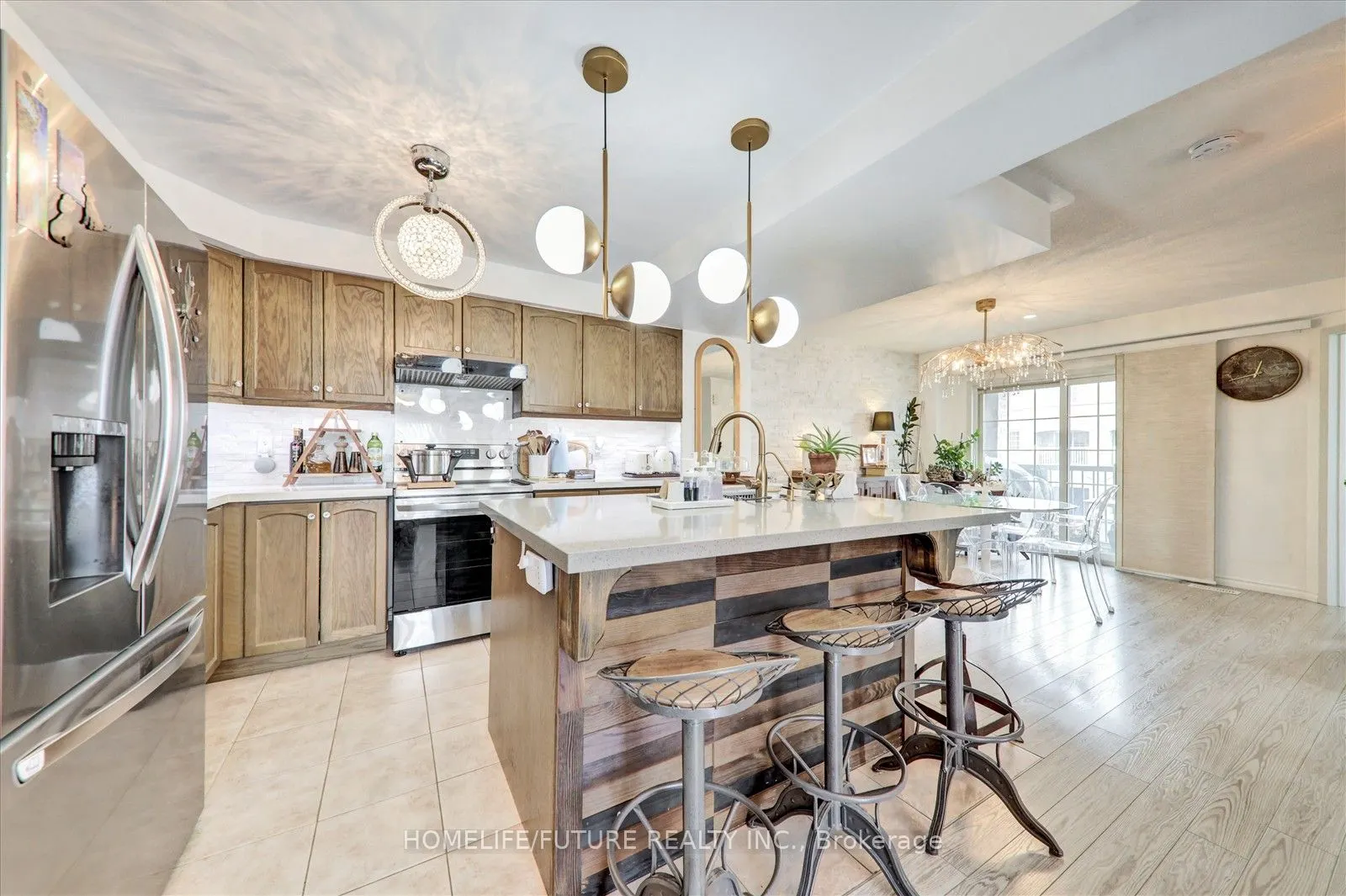 2 Clowes Street