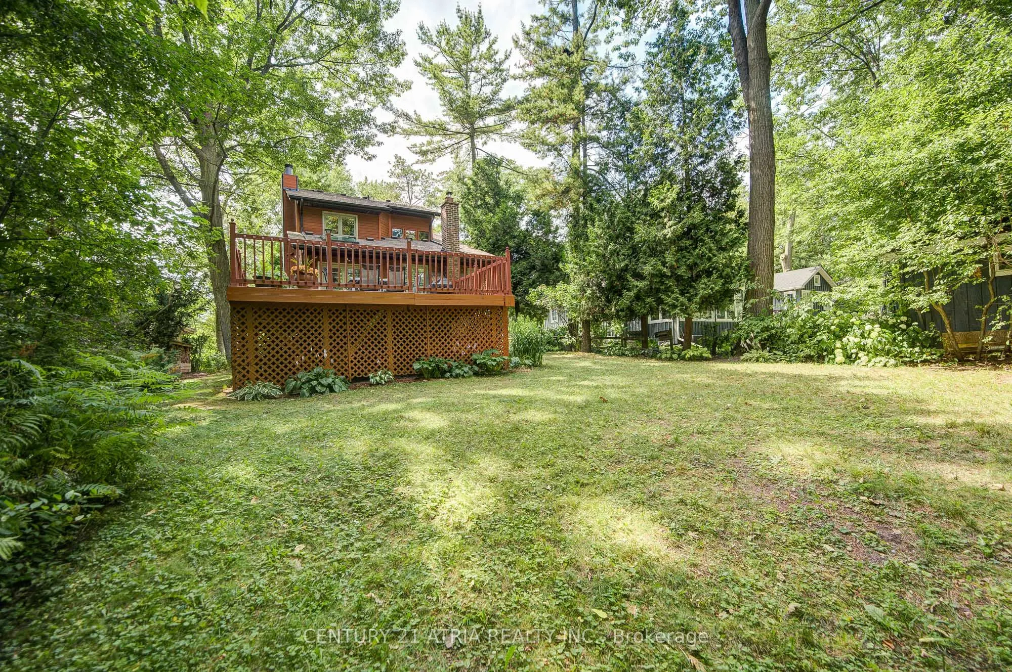 2671 Thickson Road S