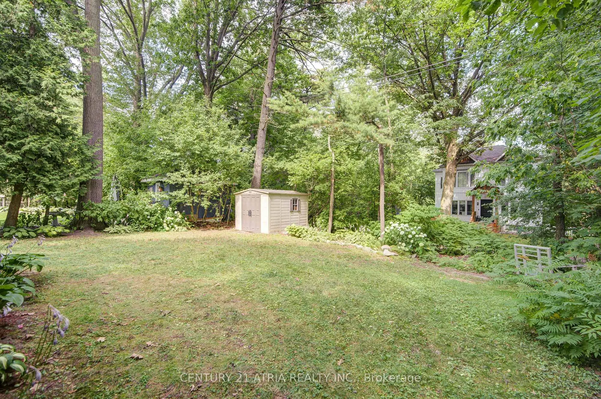 2671 Thickson Road S