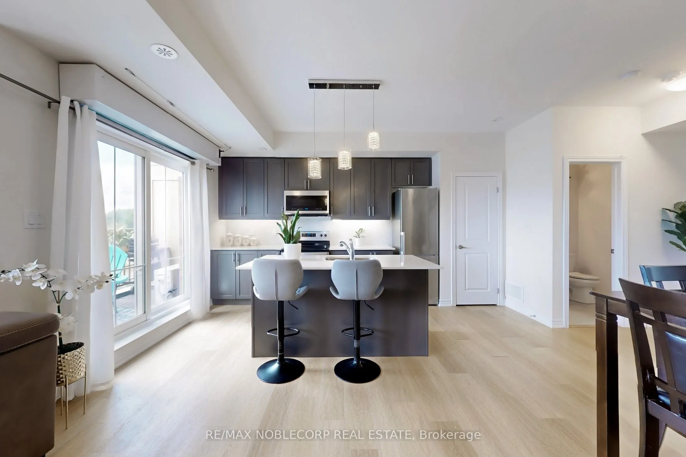 470 BERESFORD Path, #15