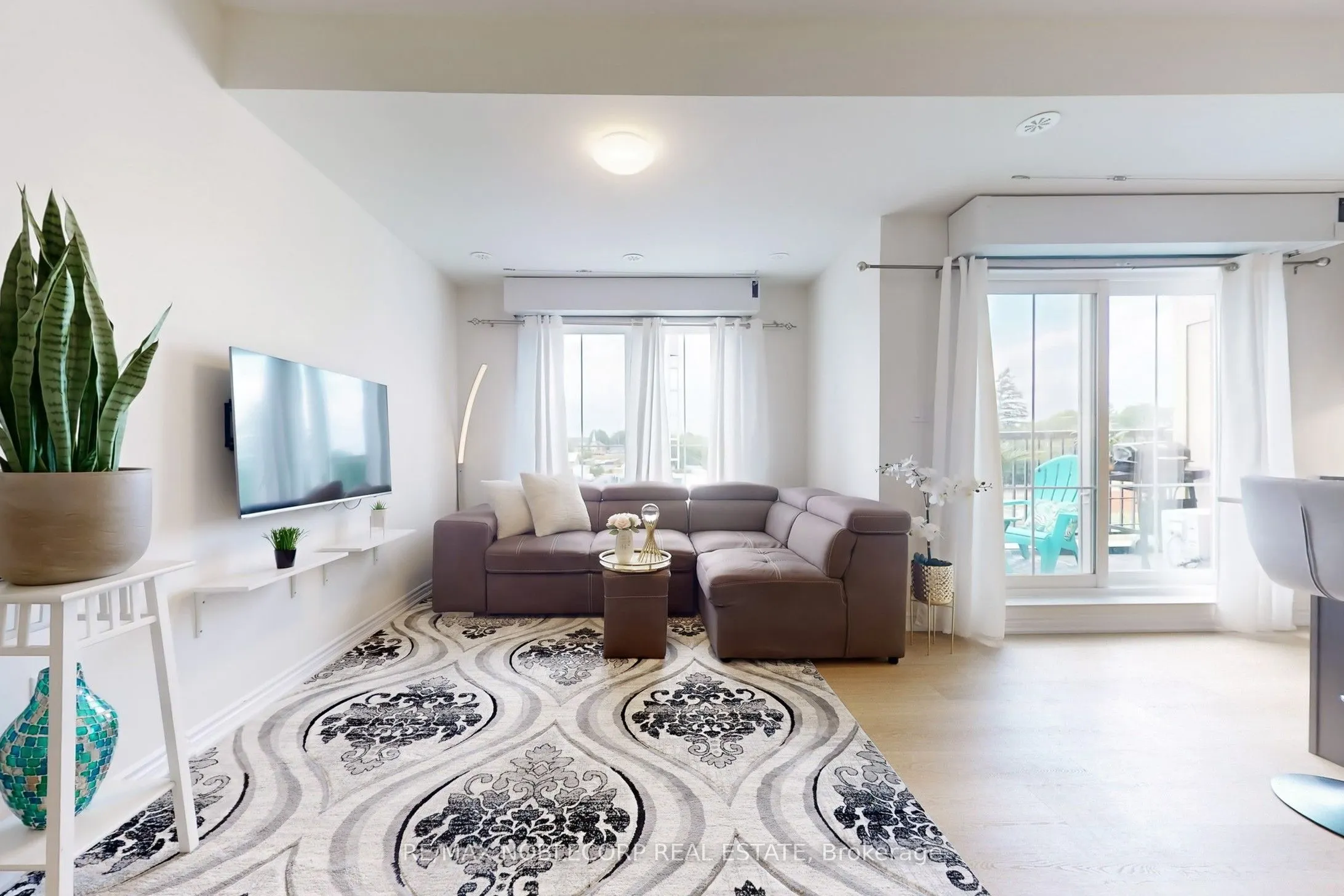 470 BERESFORD Path, #15
