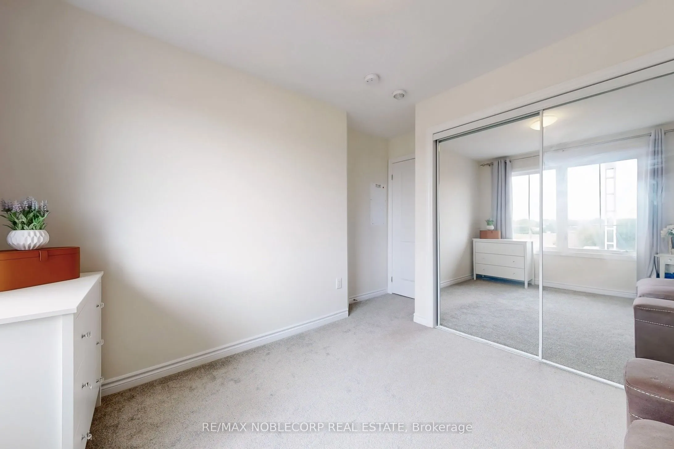 470 BERESFORD Path, #15