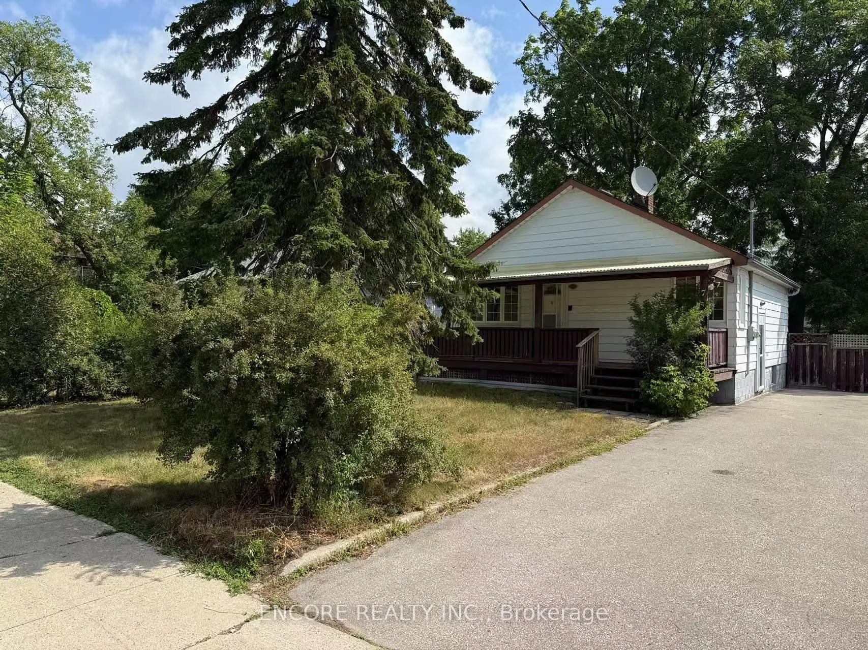7 Weir Crescent