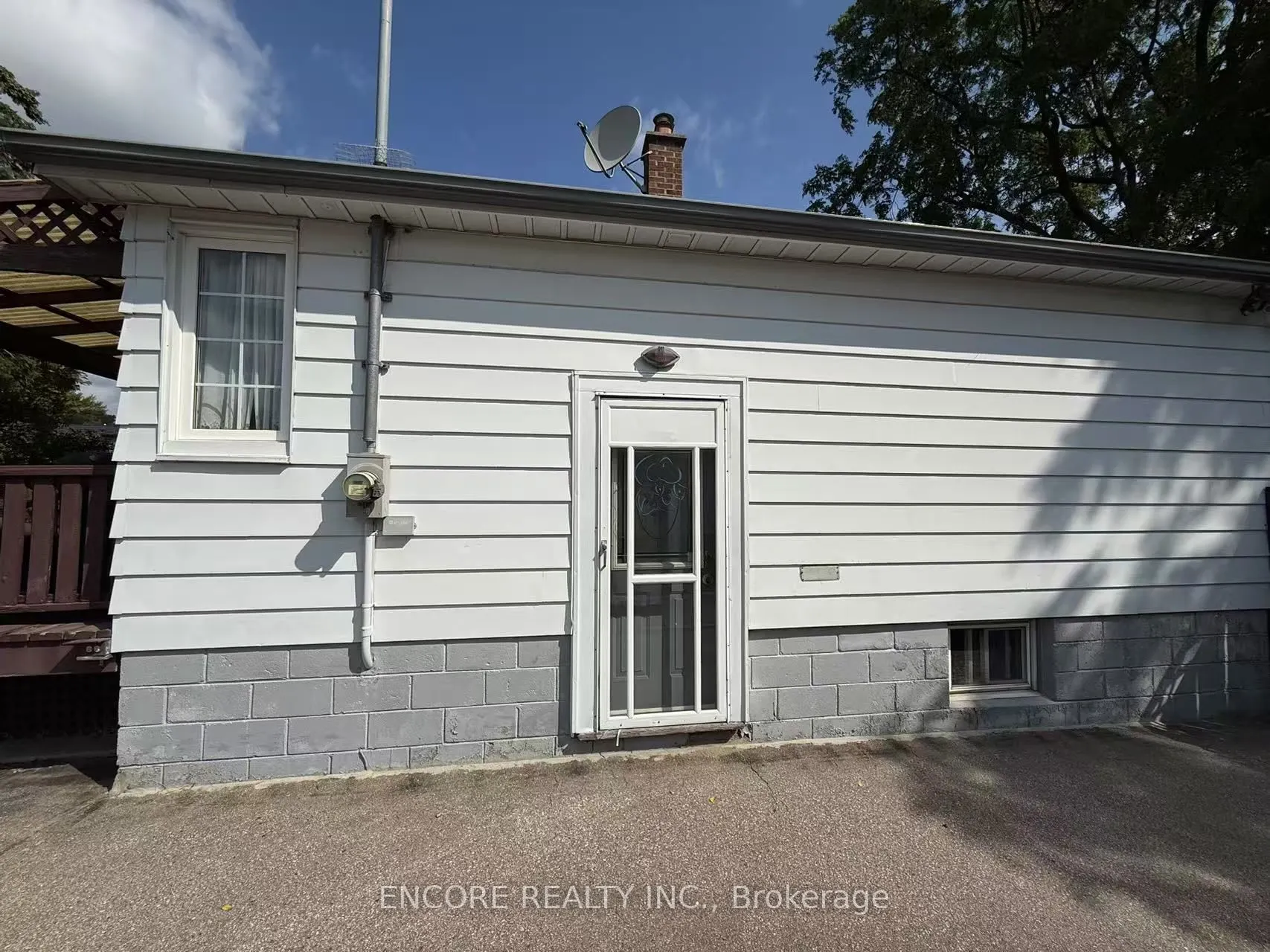 7 Weir Crescent