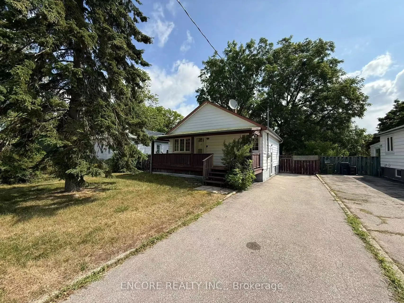 7 Weir Crescent