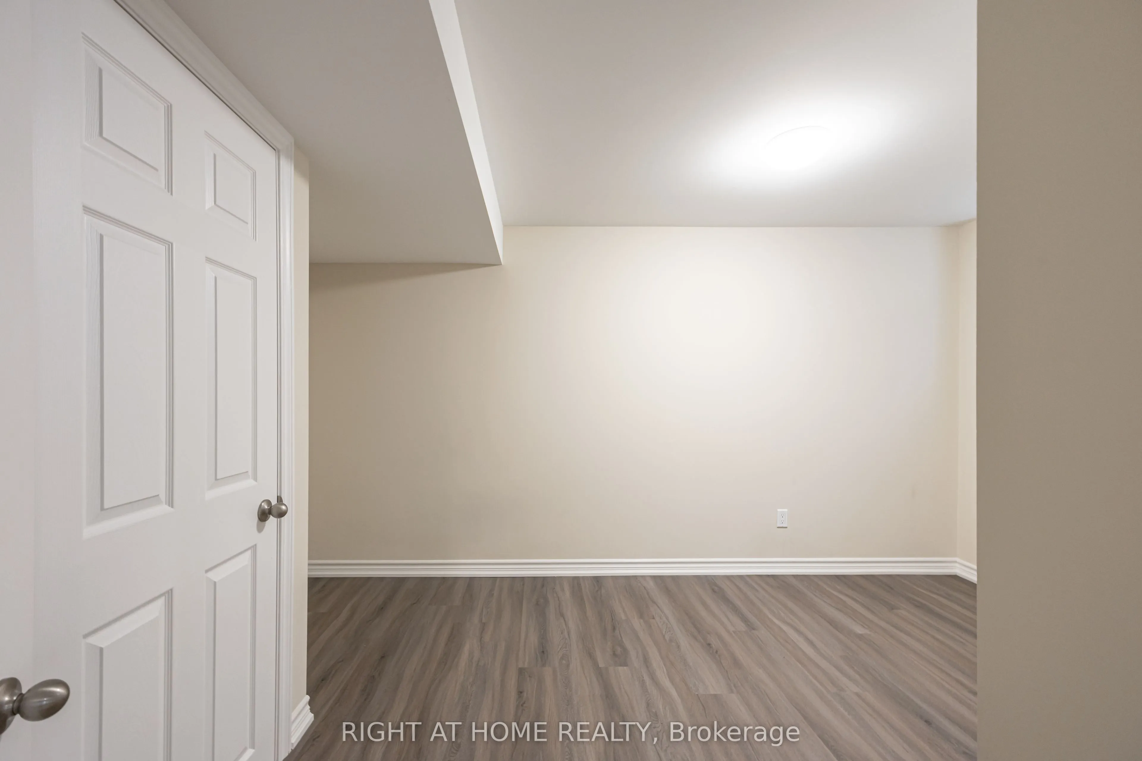 40 Sabbe Crescent, #Basement