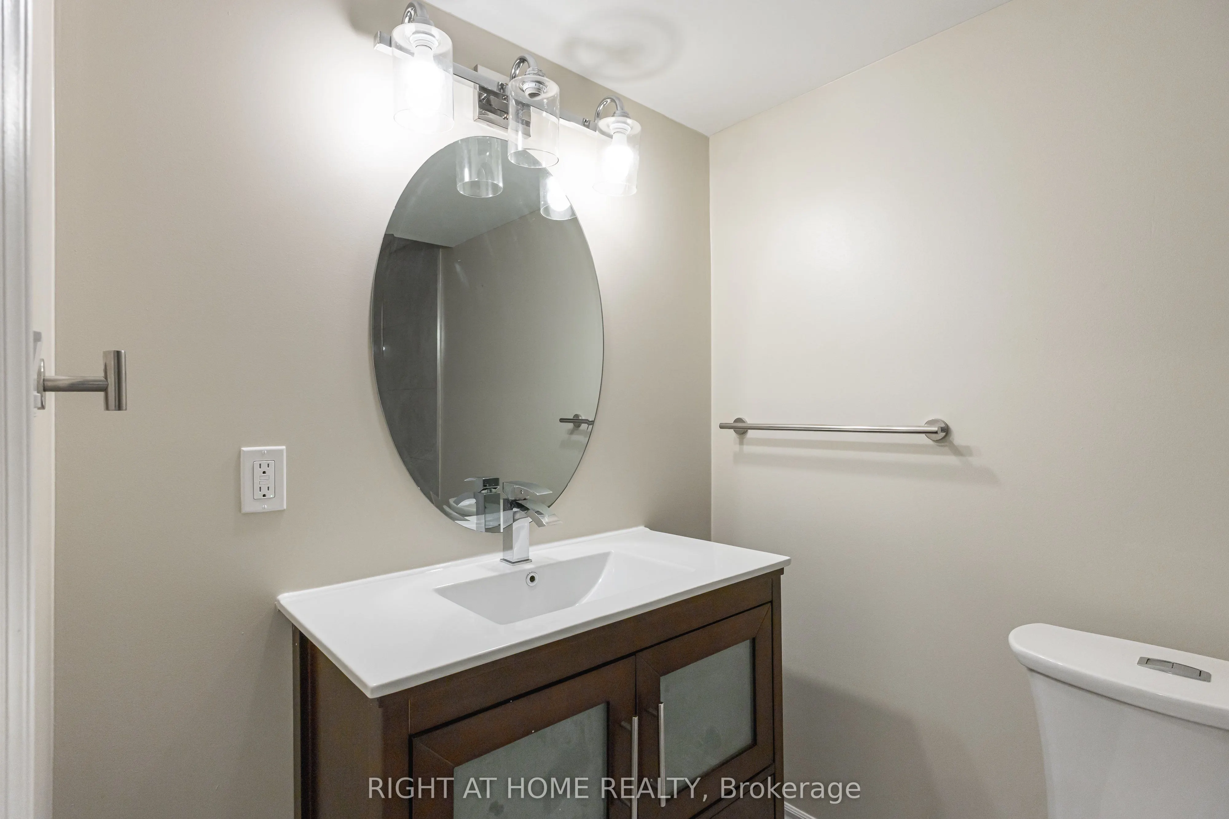 40 Sabbe Crescent, #Basement