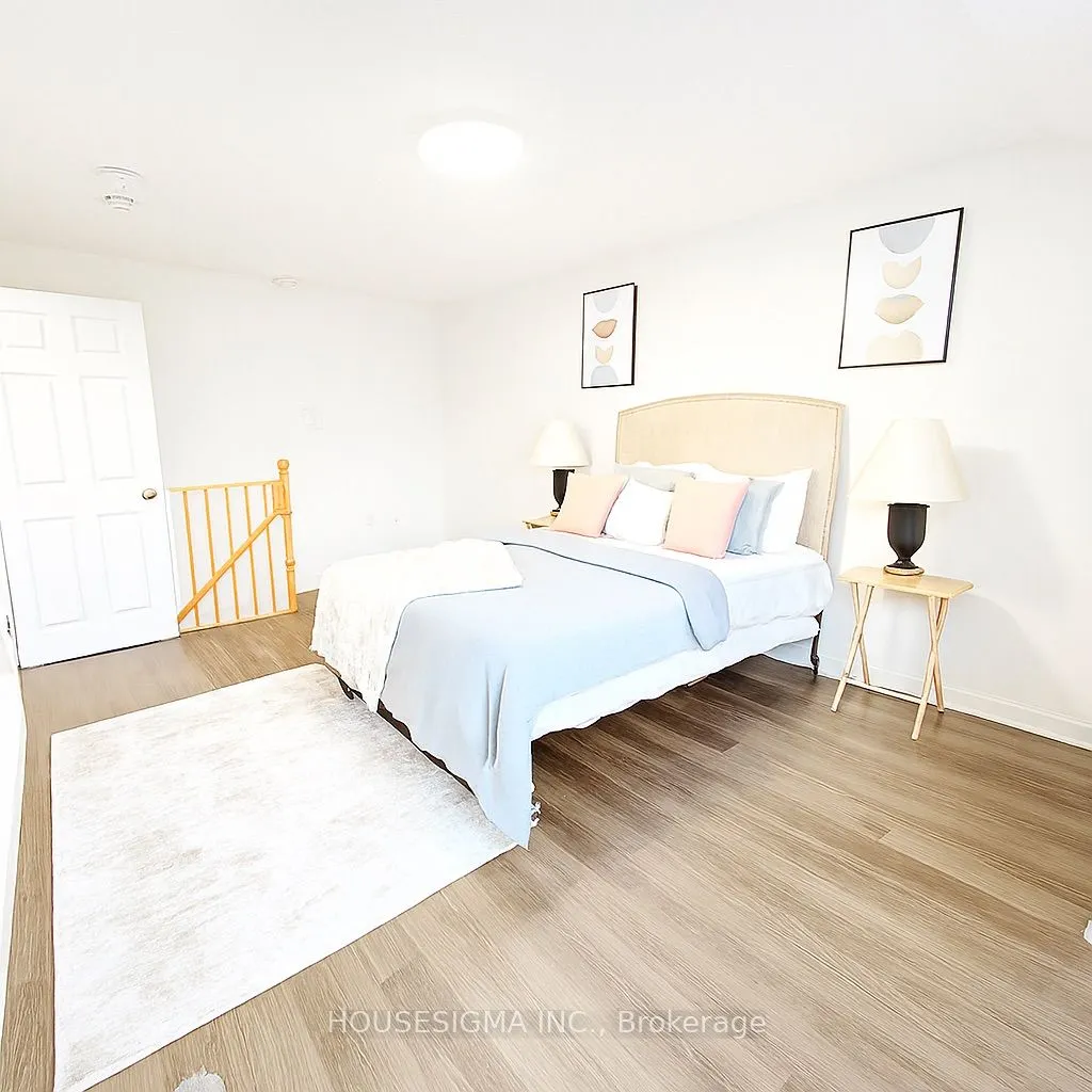 1040 Elton Way, #11