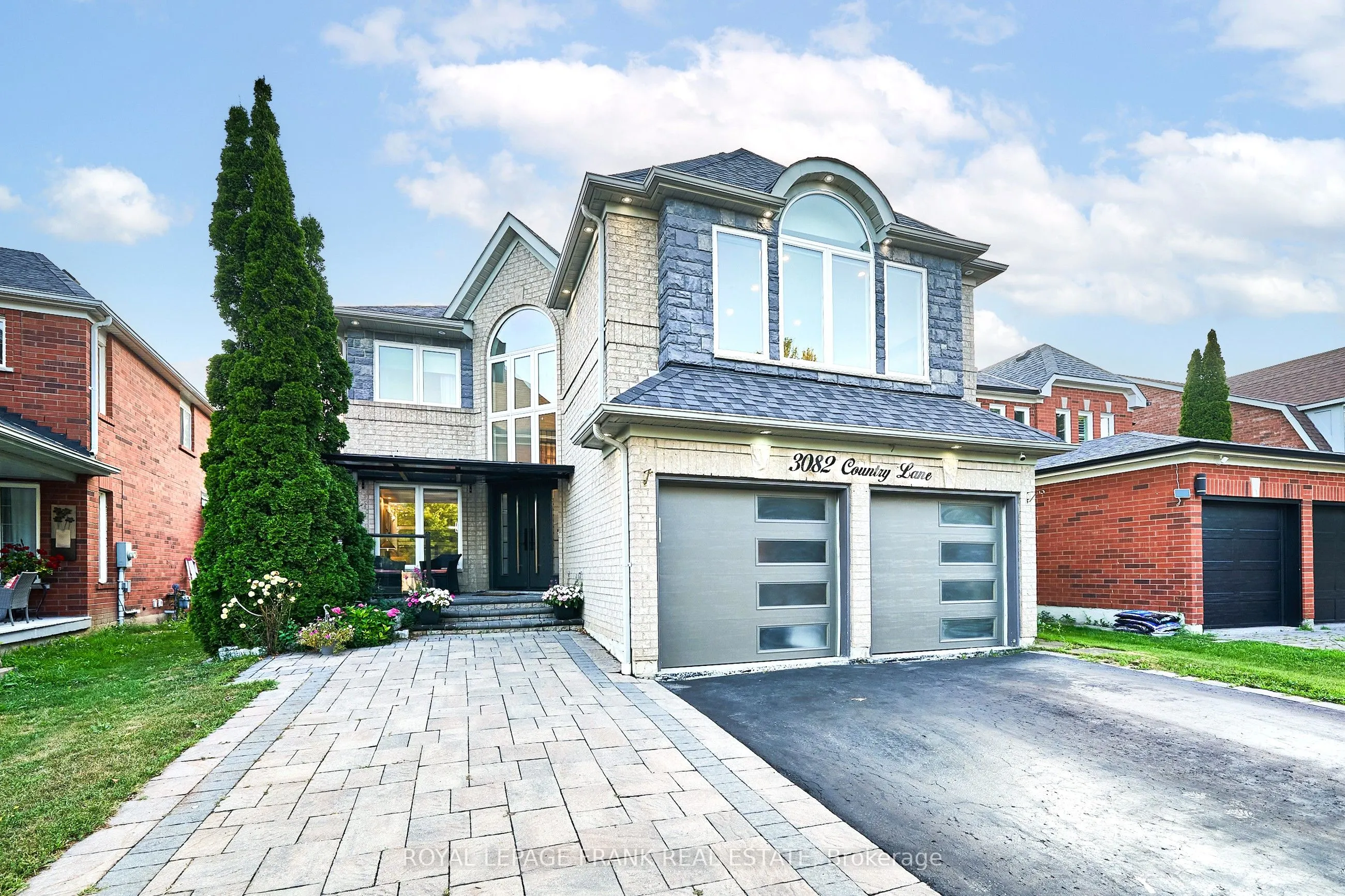 3082 Country Lane