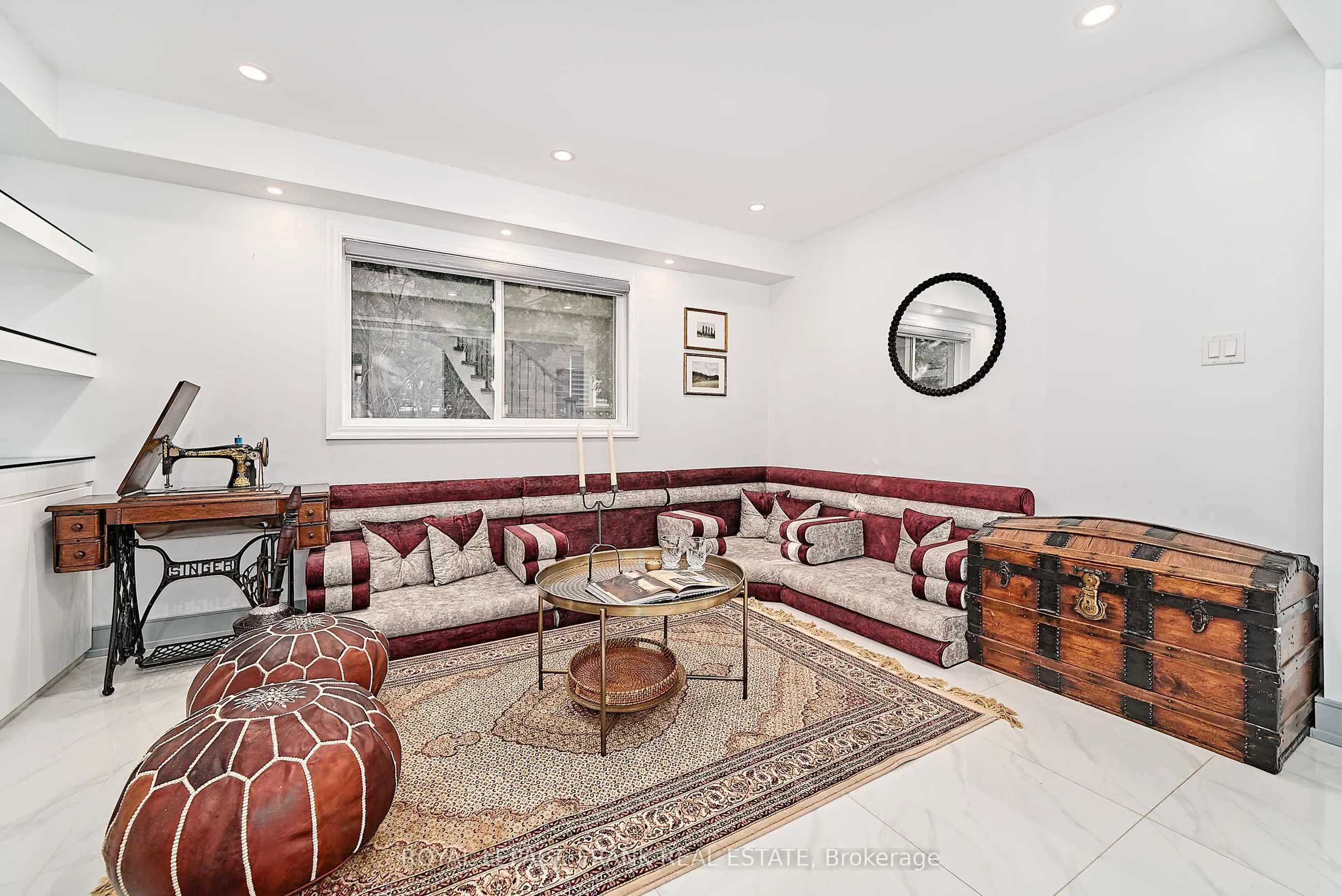 3082 Country Lane