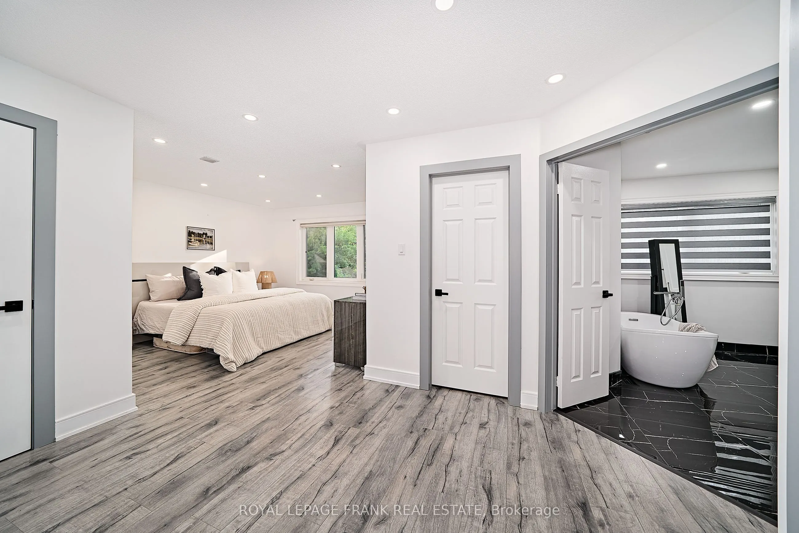 3082 Country Lane