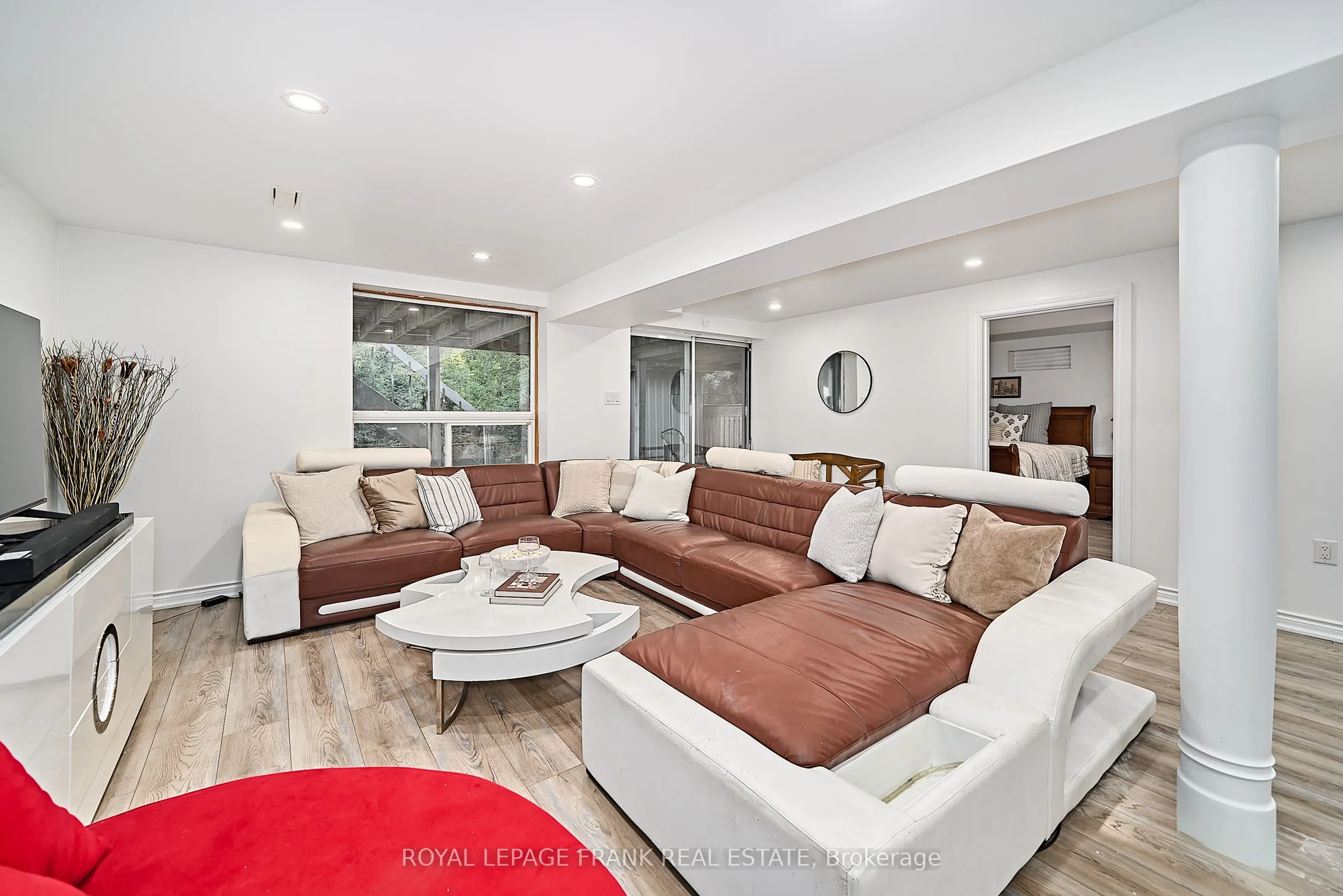 3082 Country Lane