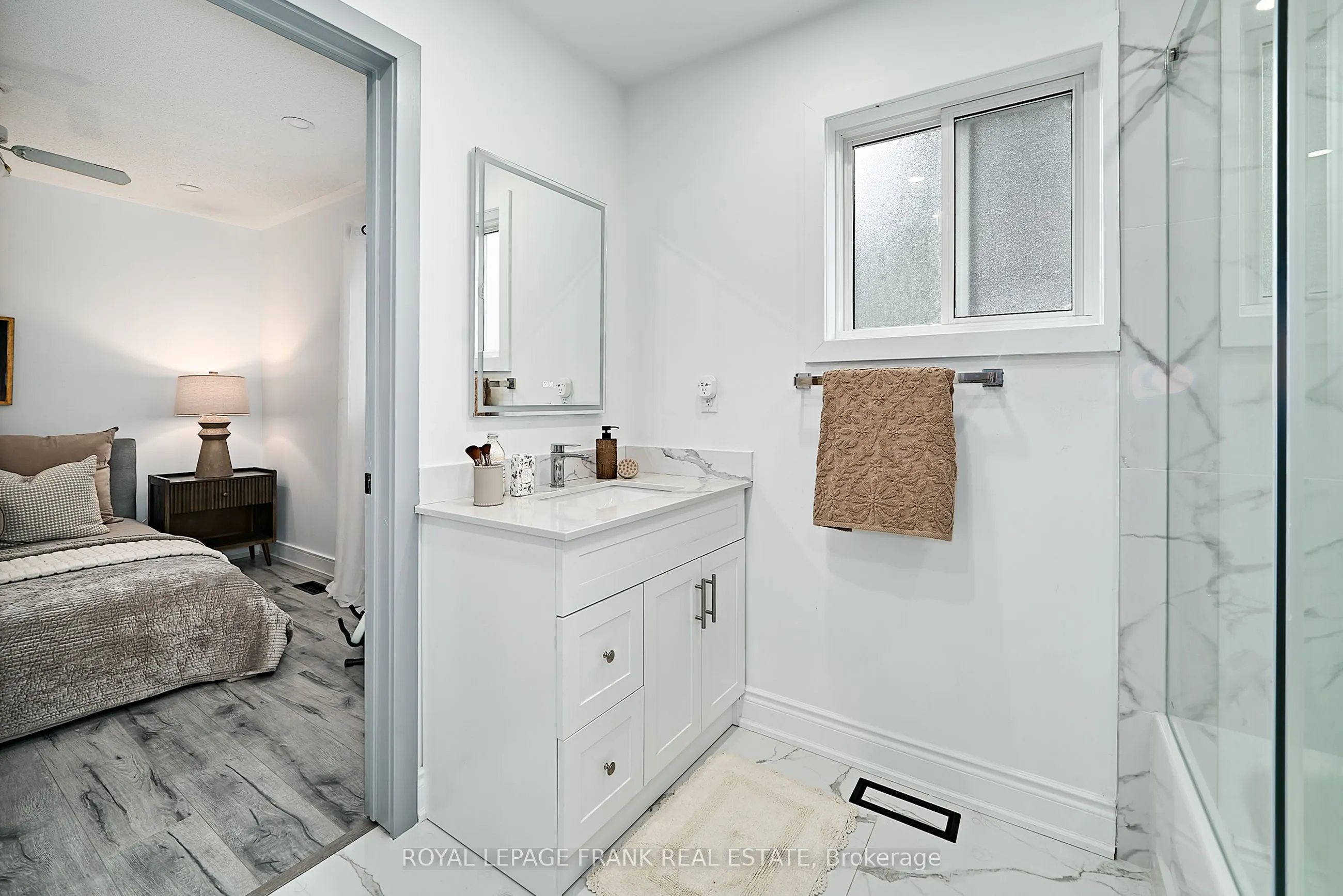 3082 Country Lane