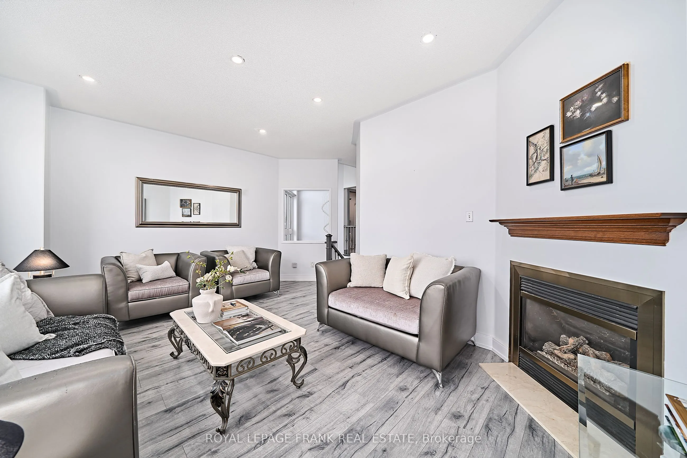 3082 Country Lane