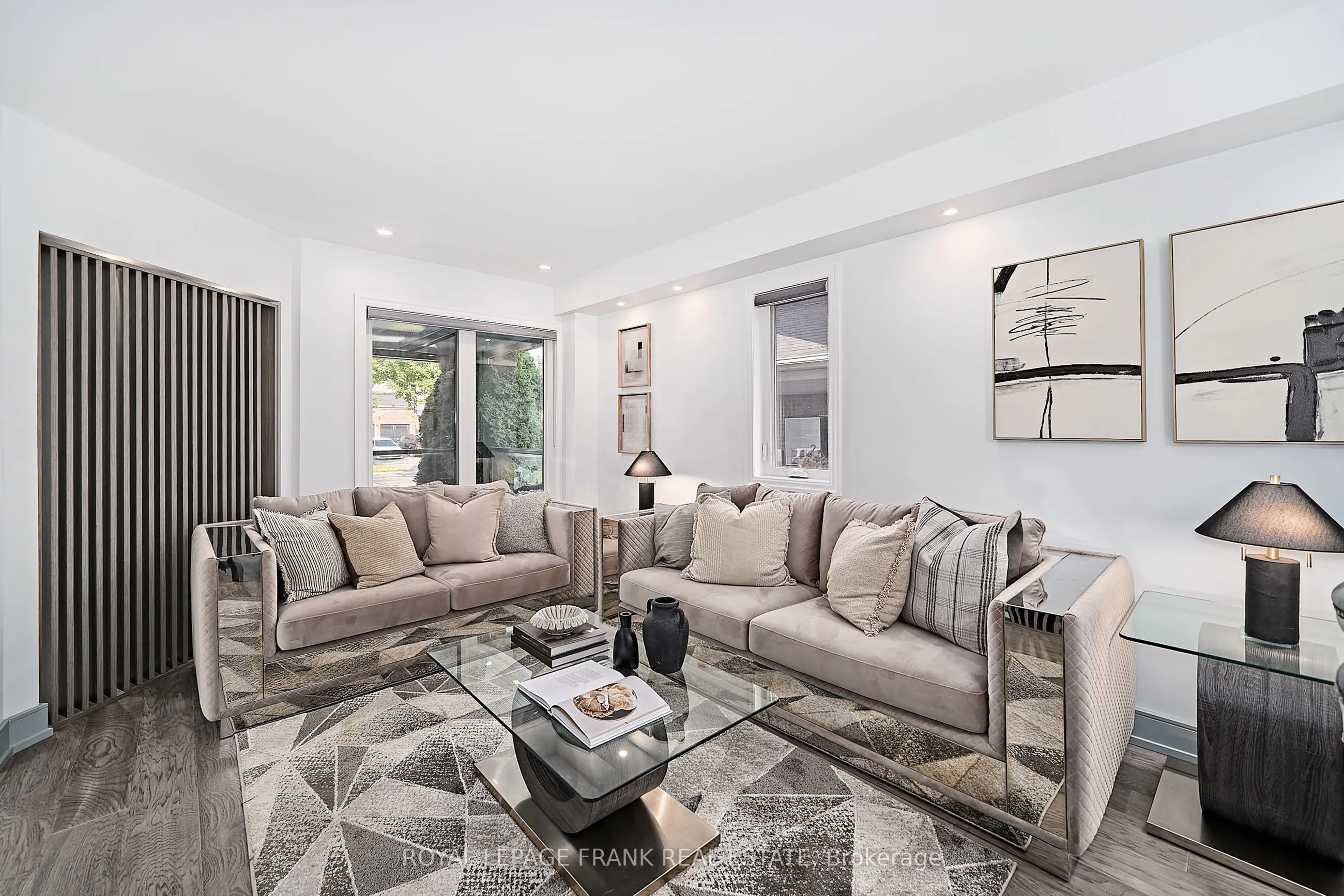 3082 Country Lane