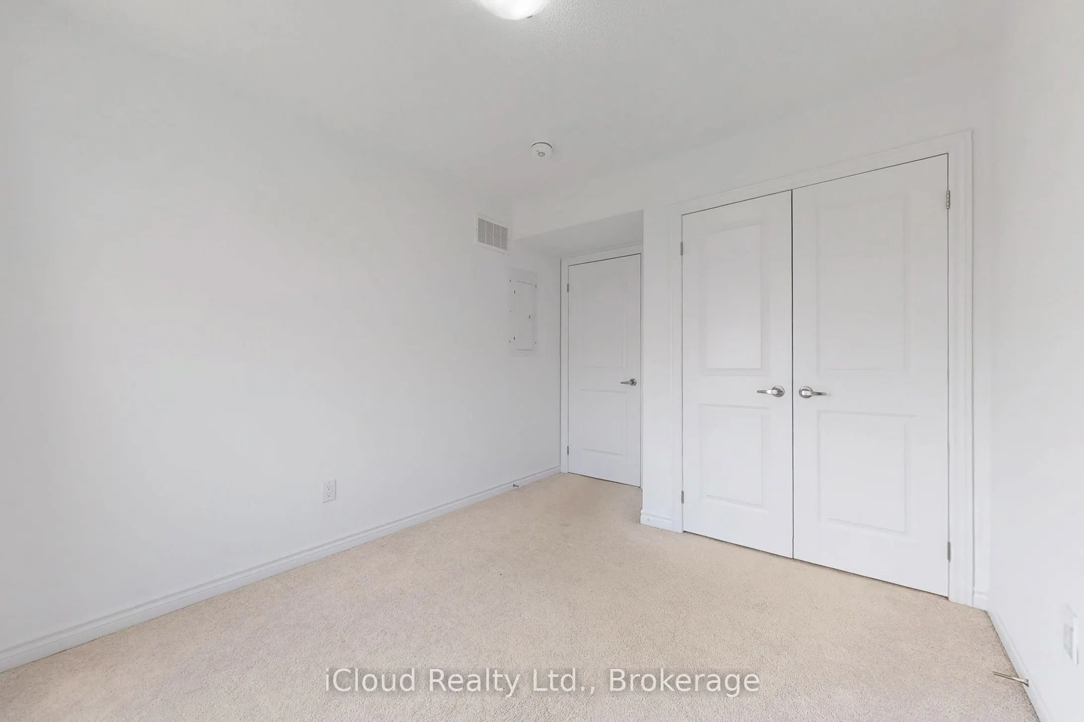 2730 William Jackson Drive, #8