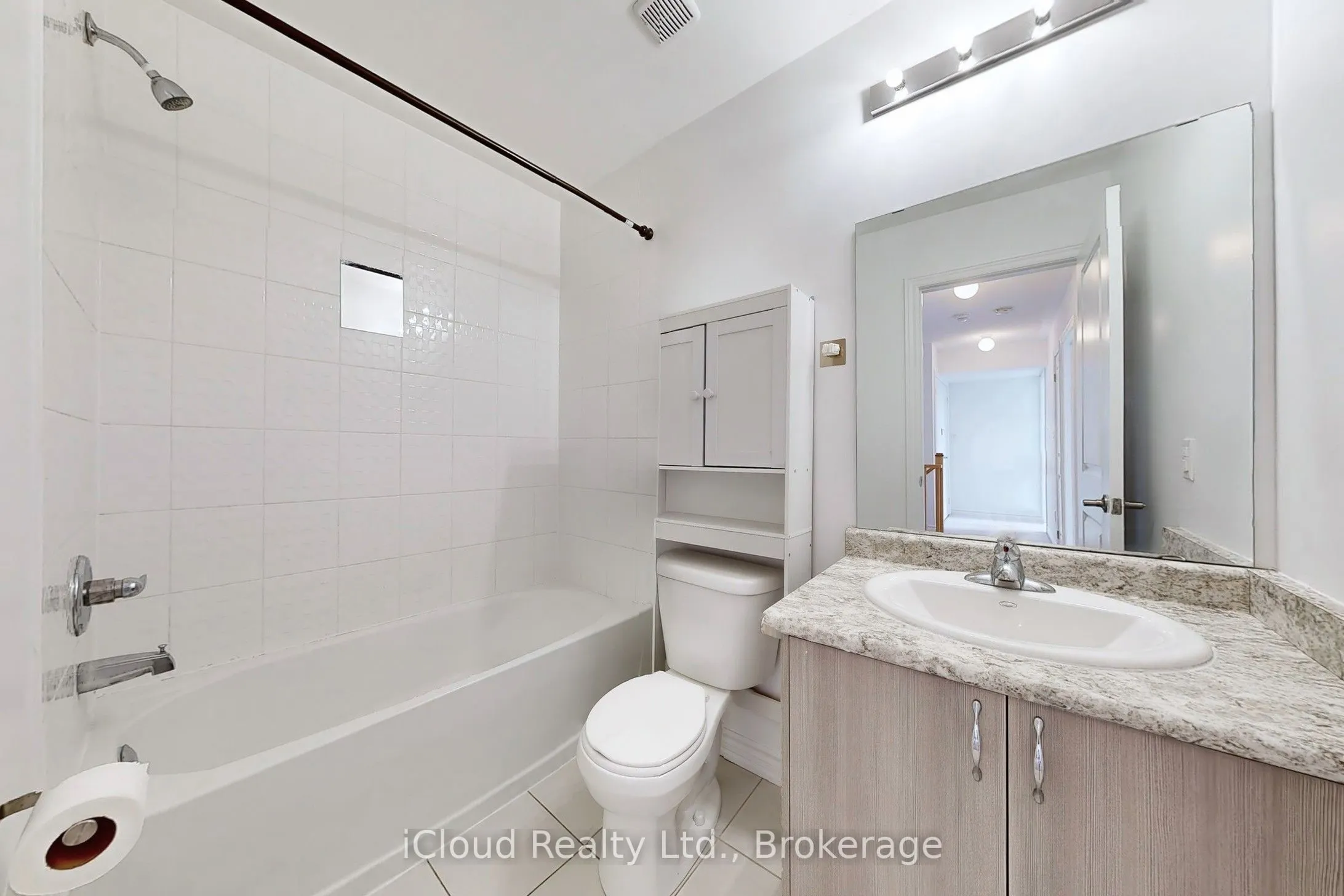 2730 William Jackson Drive, #8