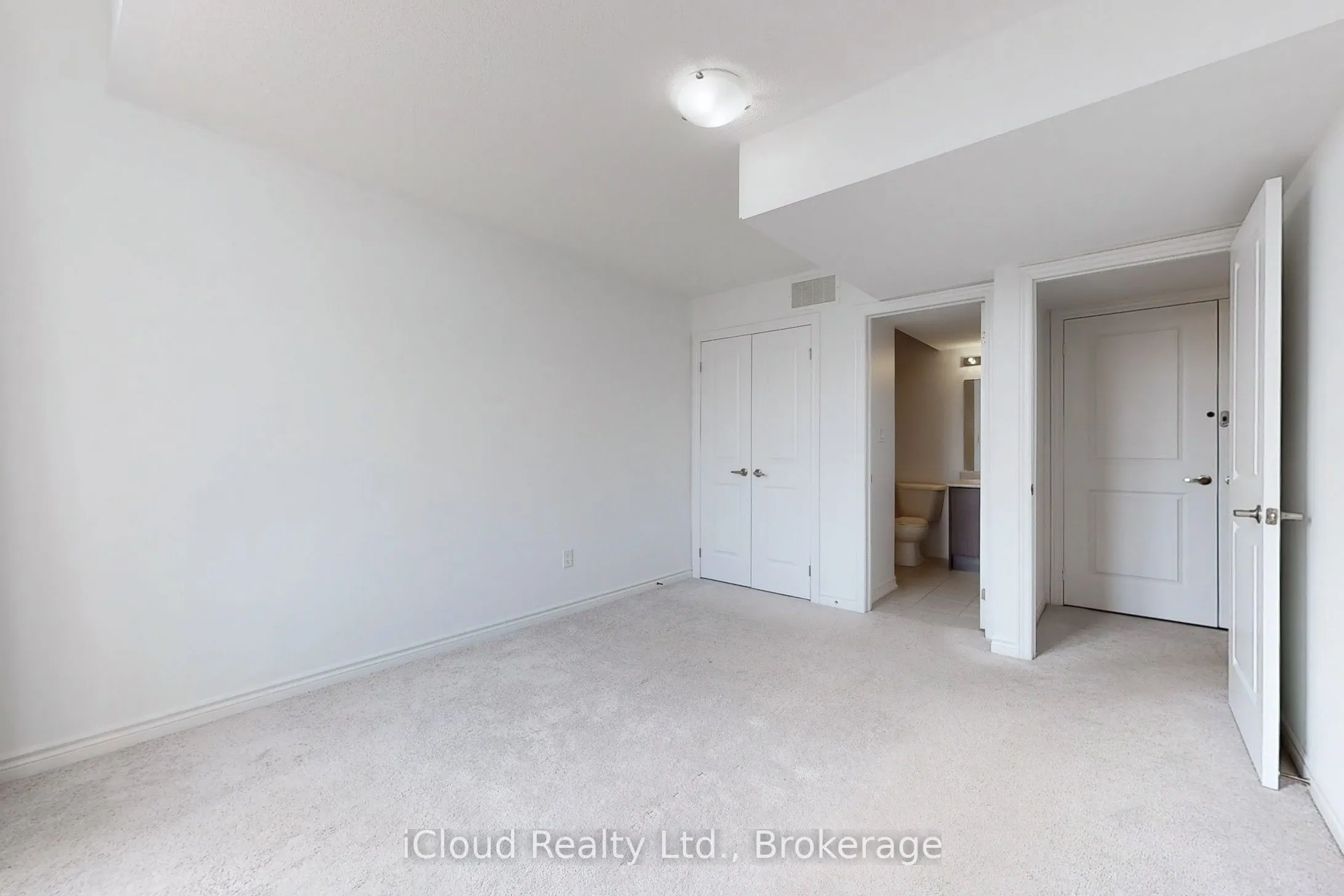 2730 William Jackson Drive, #8