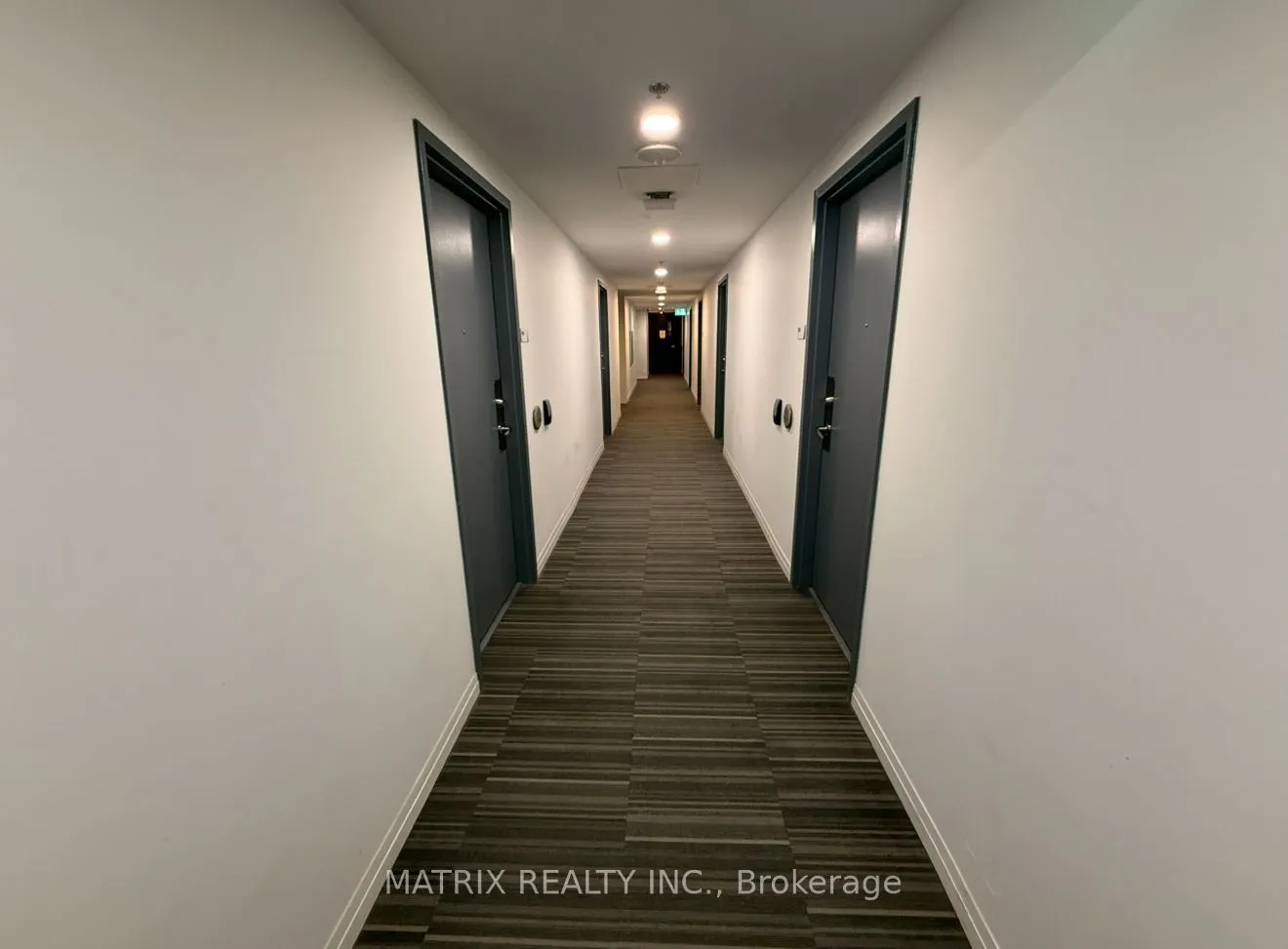 1900 Simcoe Street N, #743