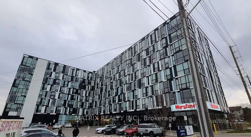 1900 Simcoe Street N, #743