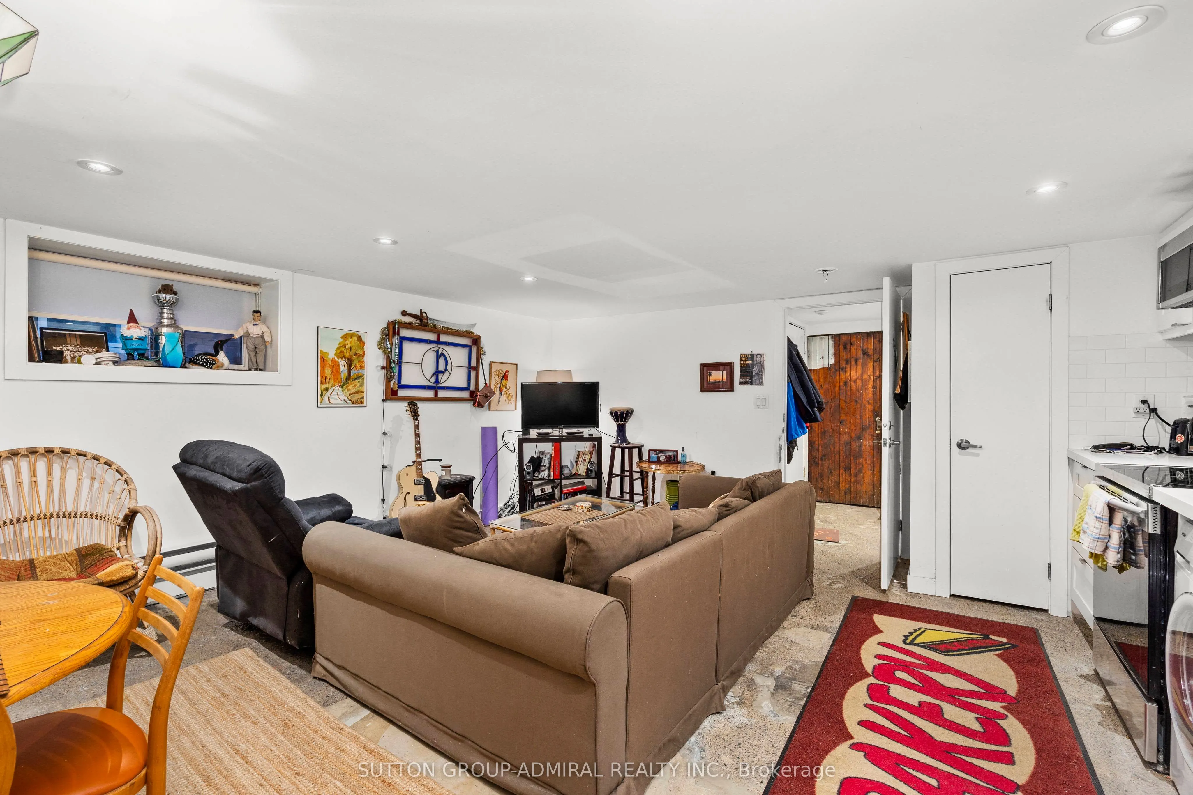 49 & 51 Wineva Avenue