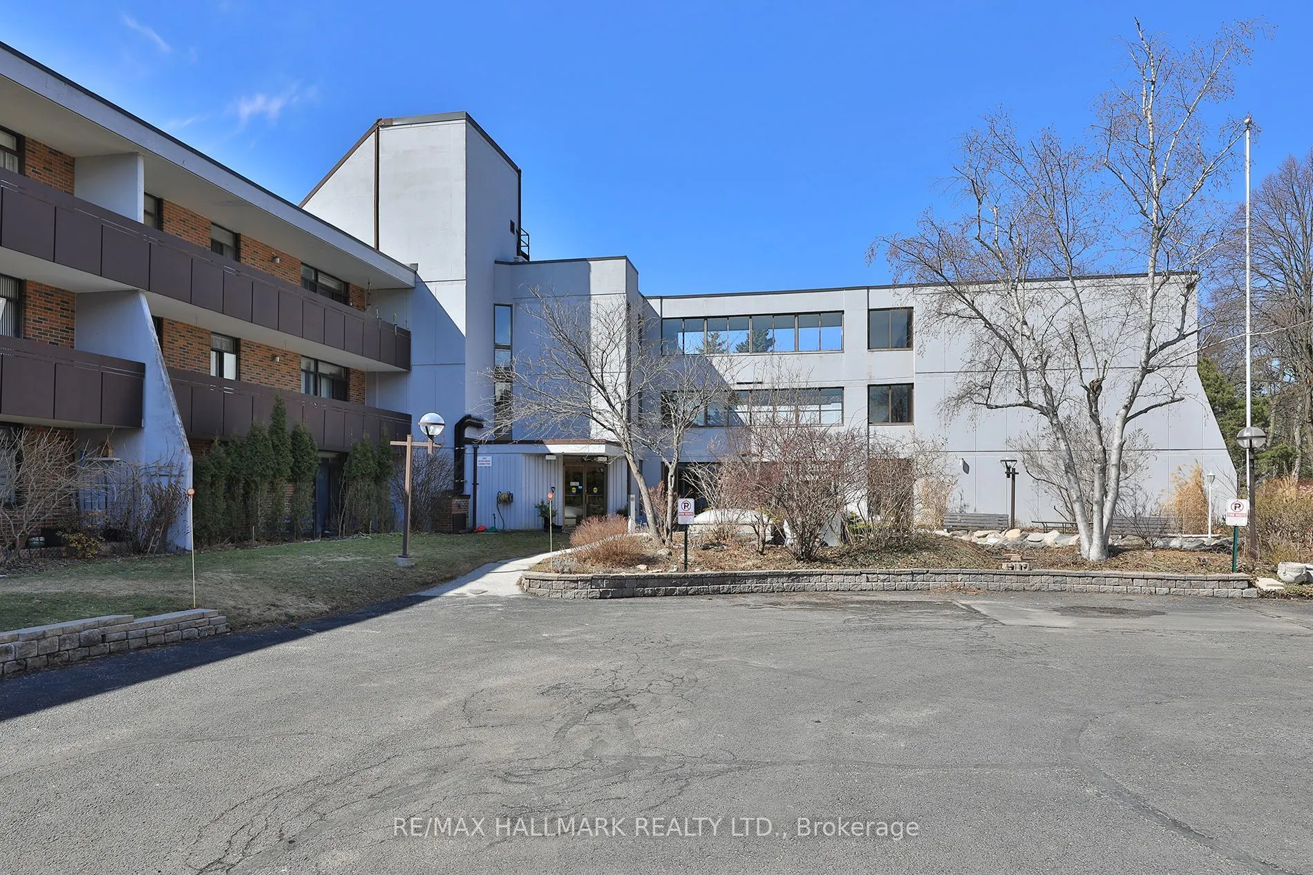 50 Old Kingston Road, #1-304