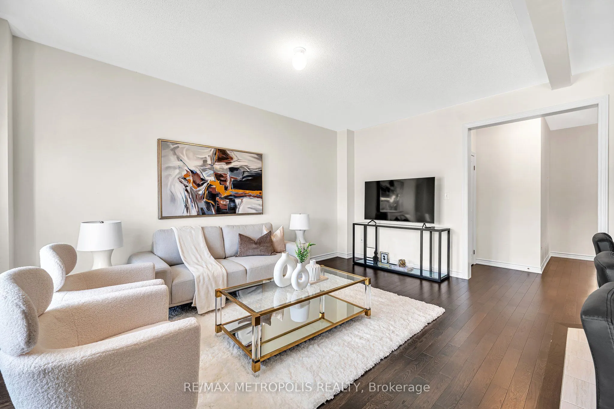 1129 CAMEO Street