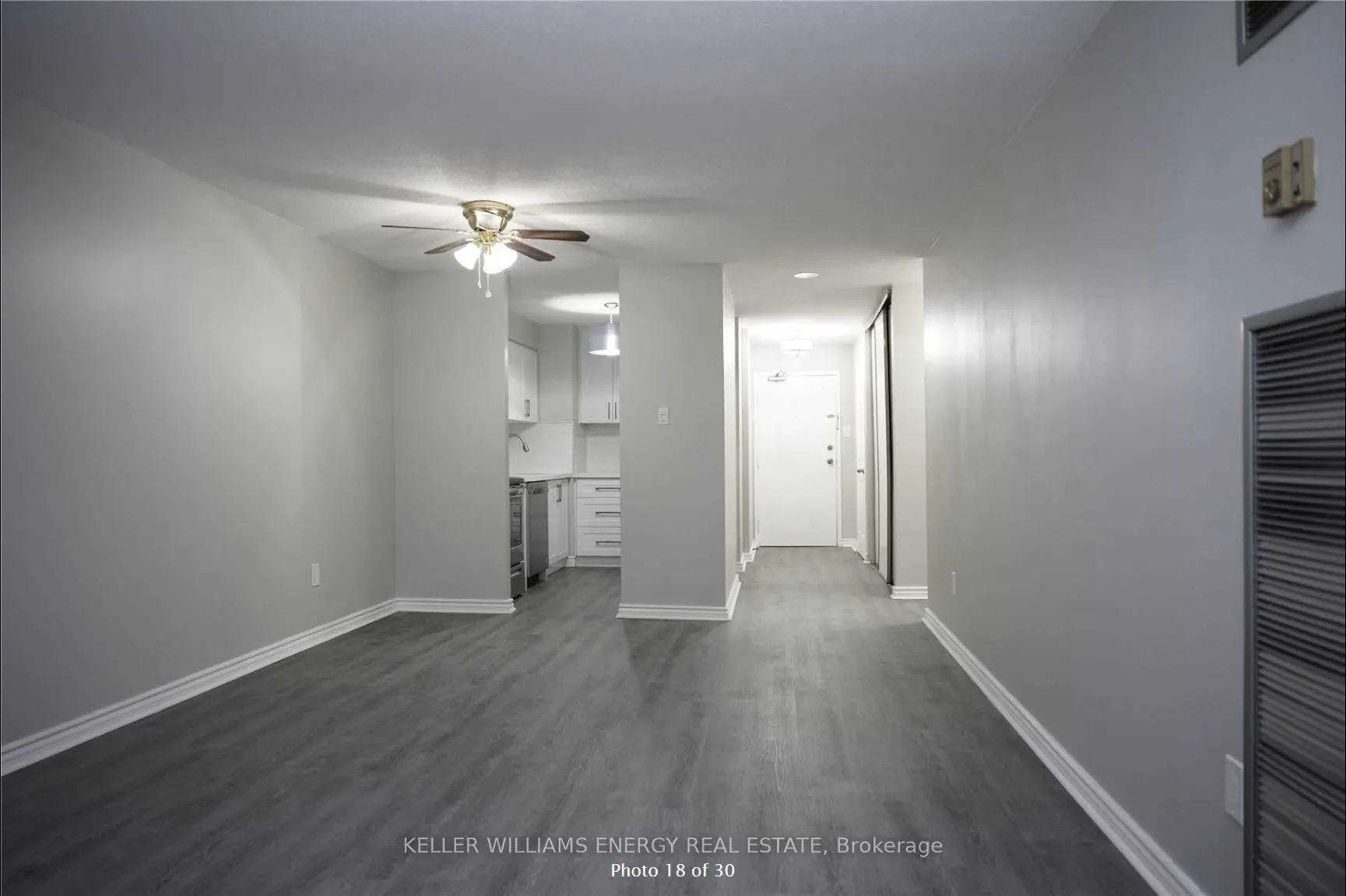 10 Tapscott Road, #813