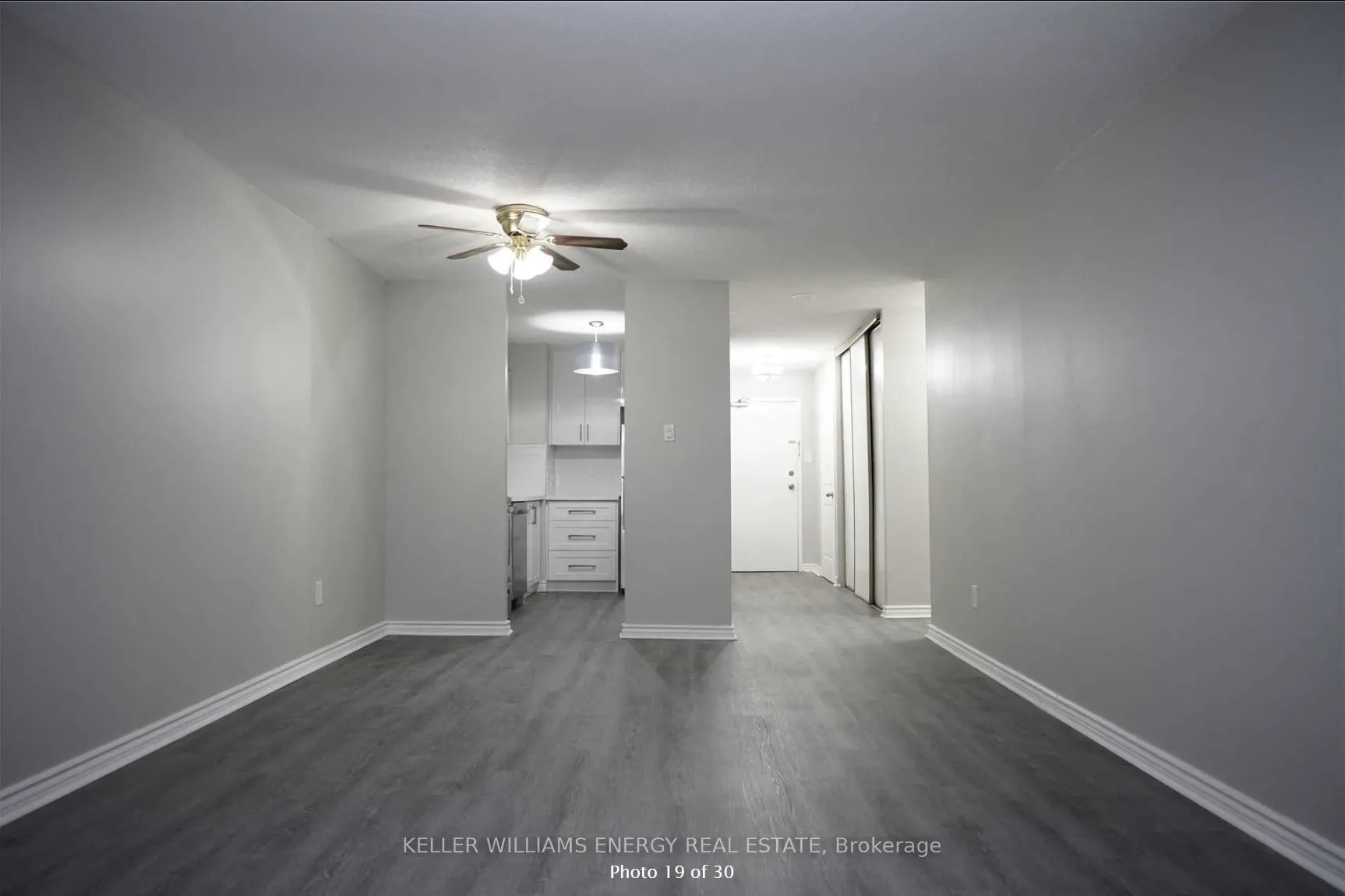 10 Tapscott Road, #813