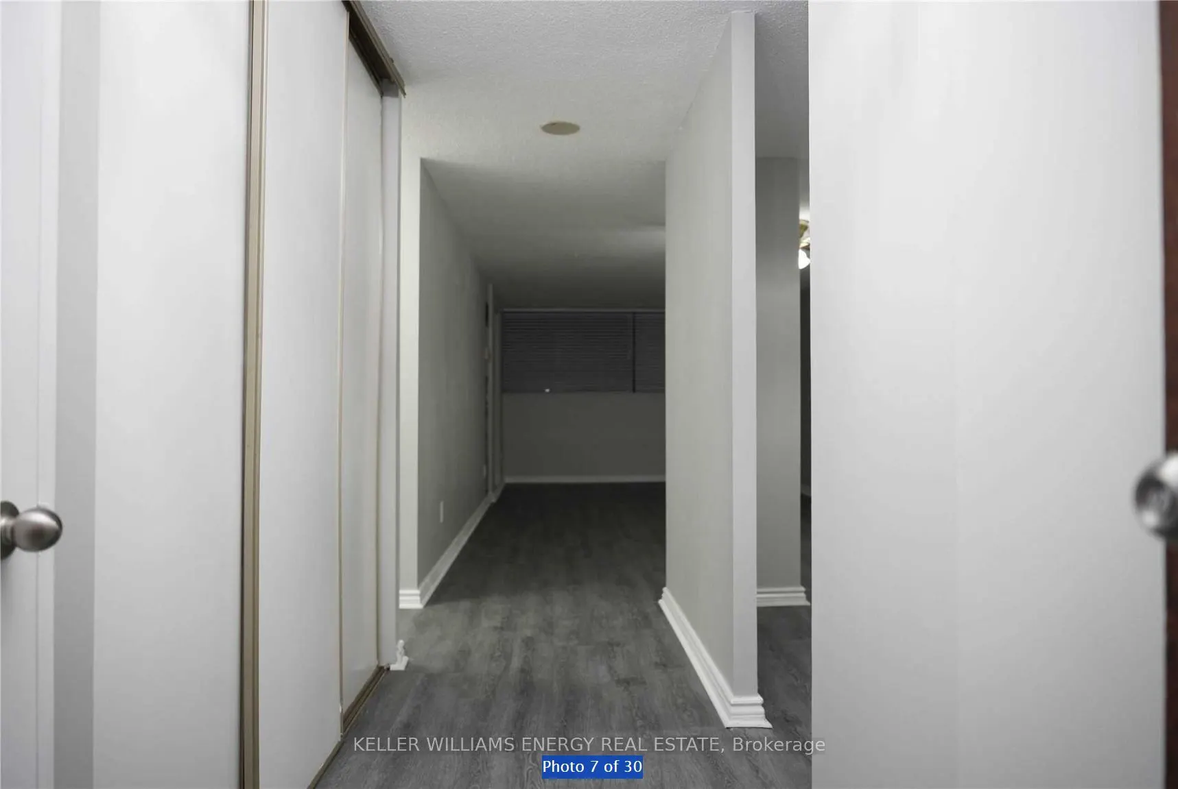 10 Tapscott Road, #813