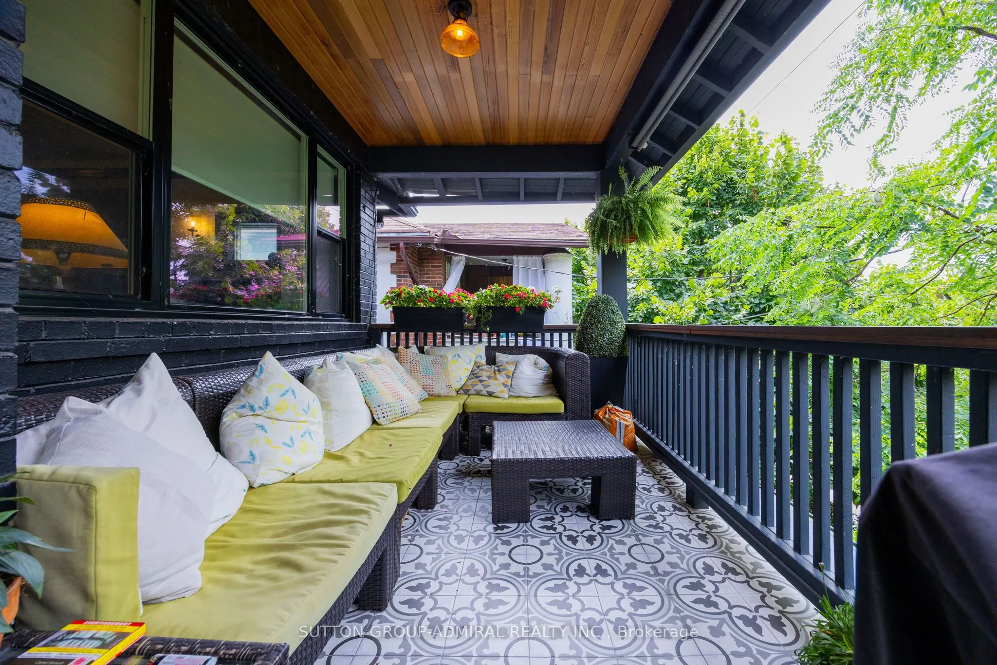 49 & 51 Wineva Avenue