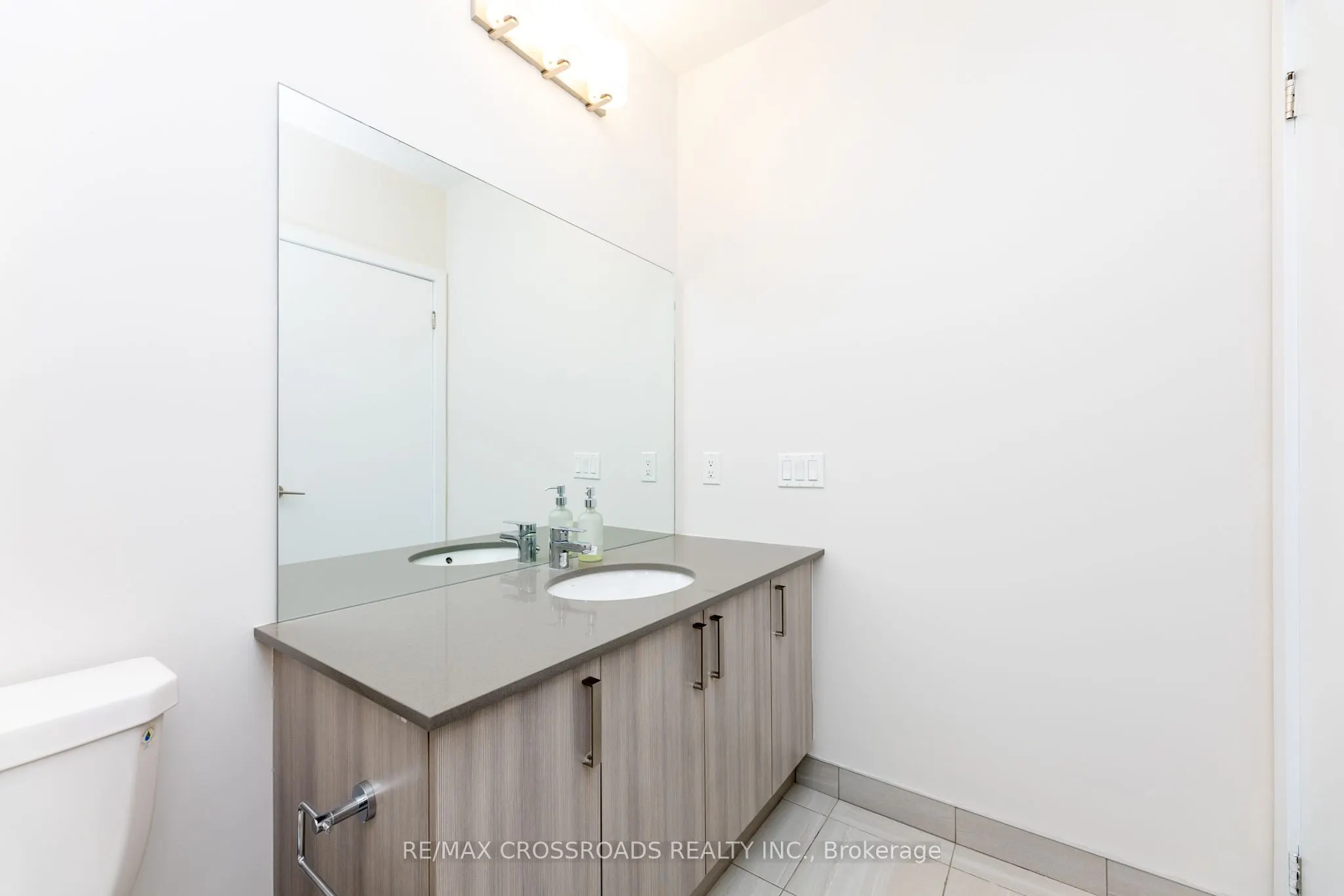 1480 Bayly Street, #1701