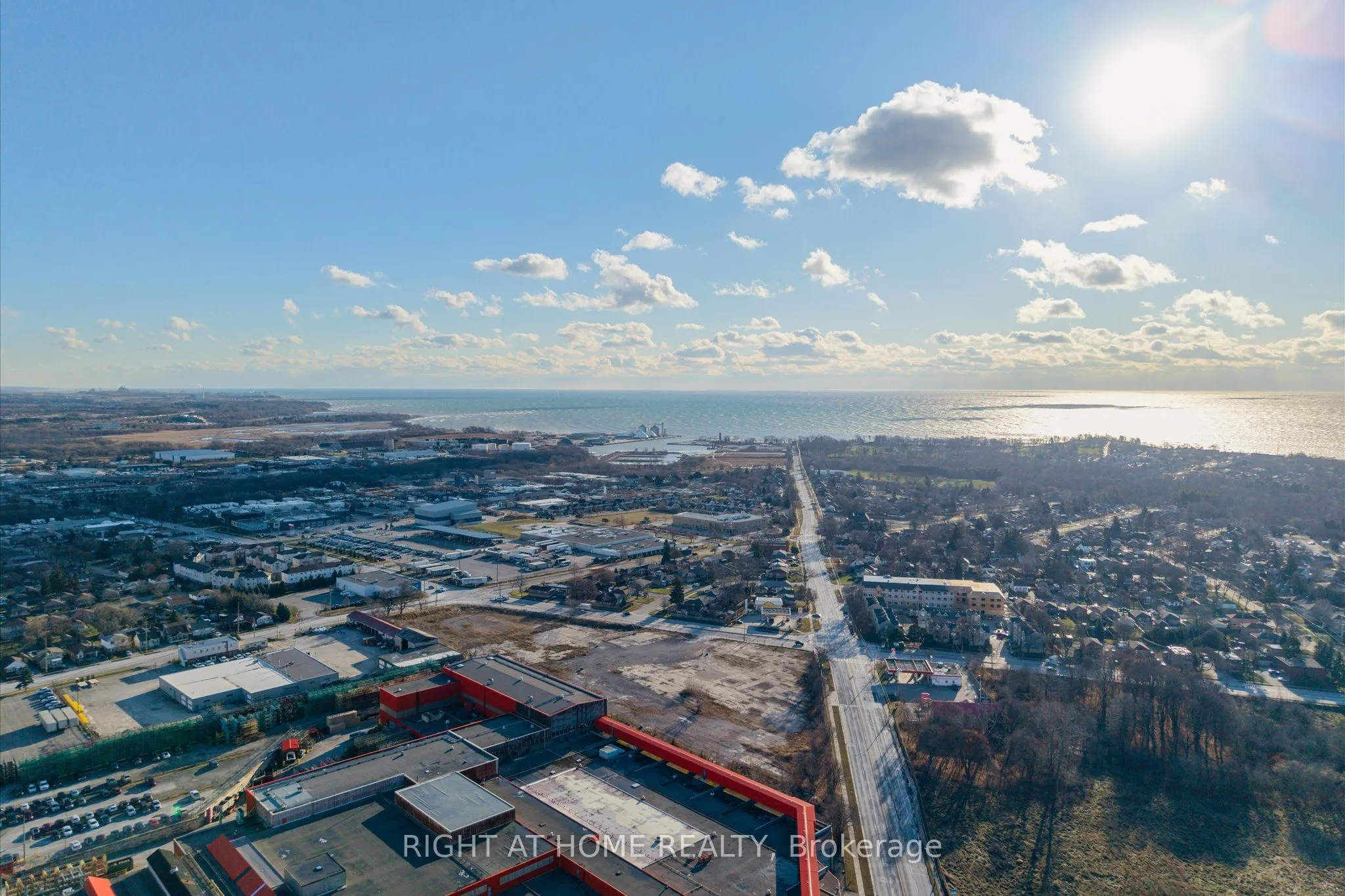 865 Simcoe Street S, #Unit 3
