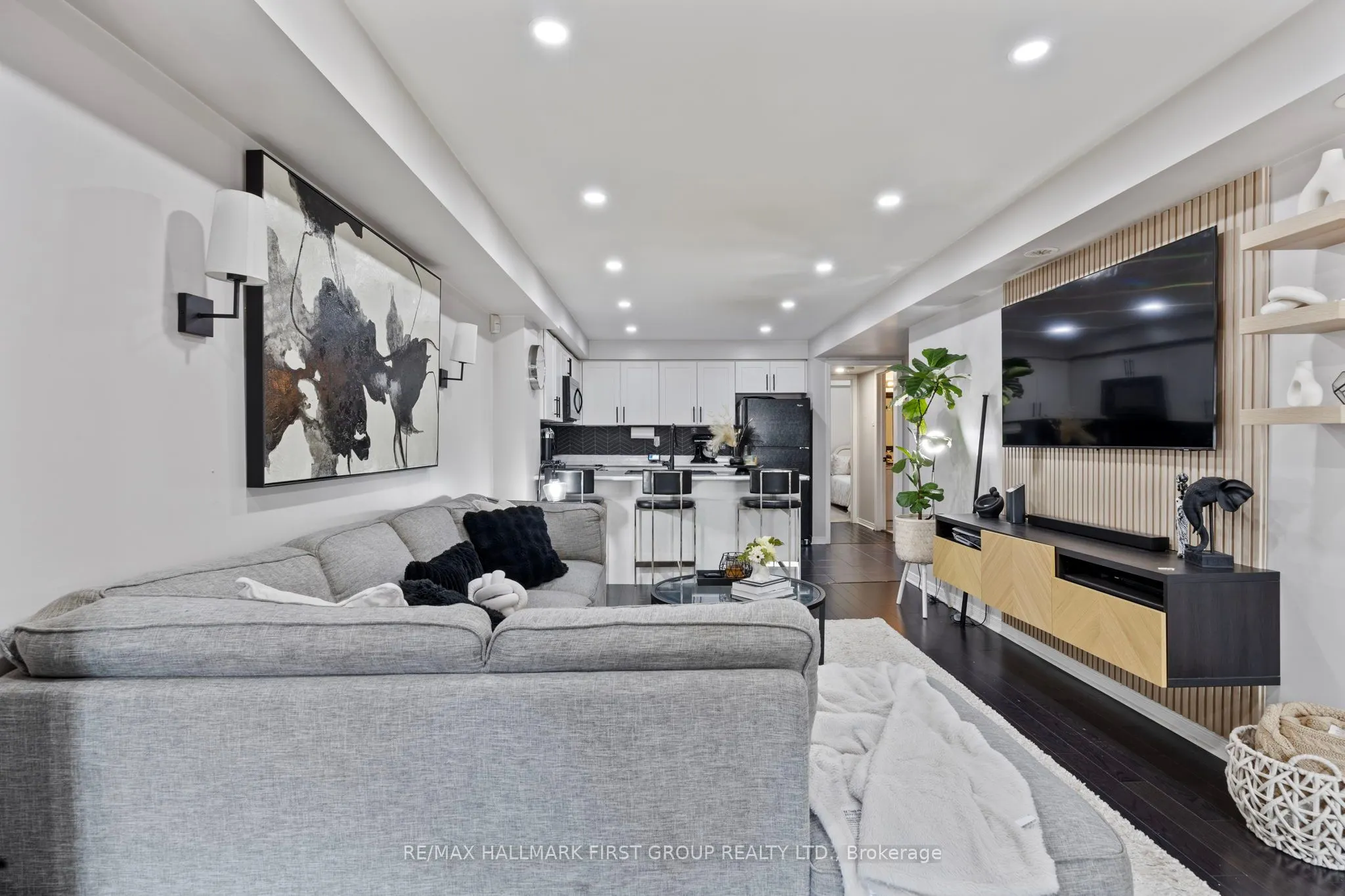 70 Abela Lane, #70