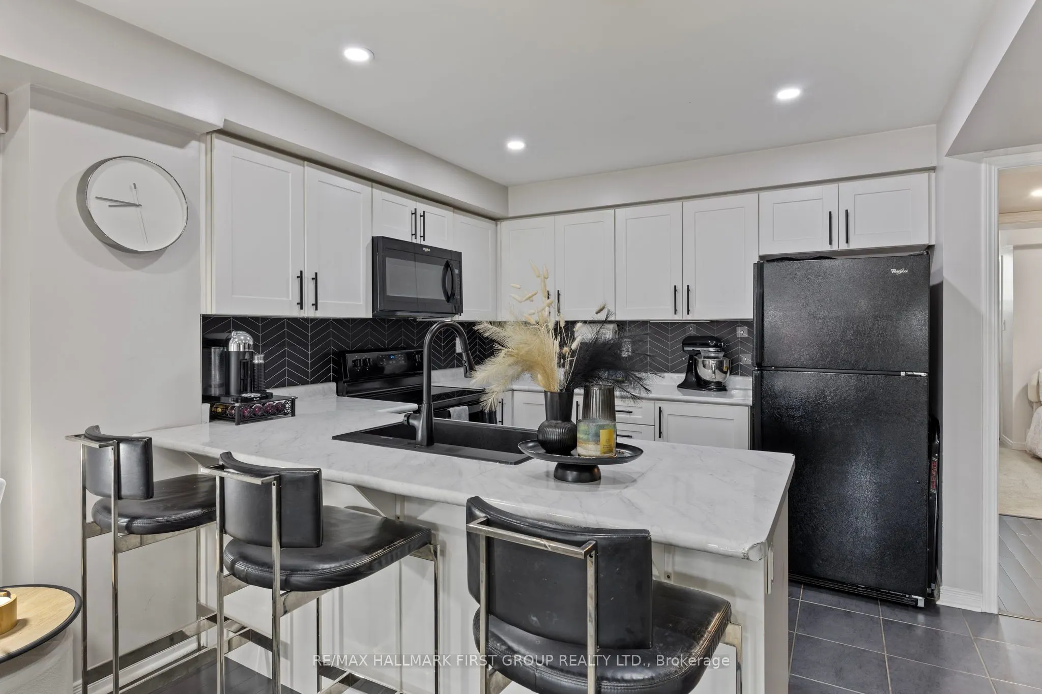 70 Abela Lane, #70