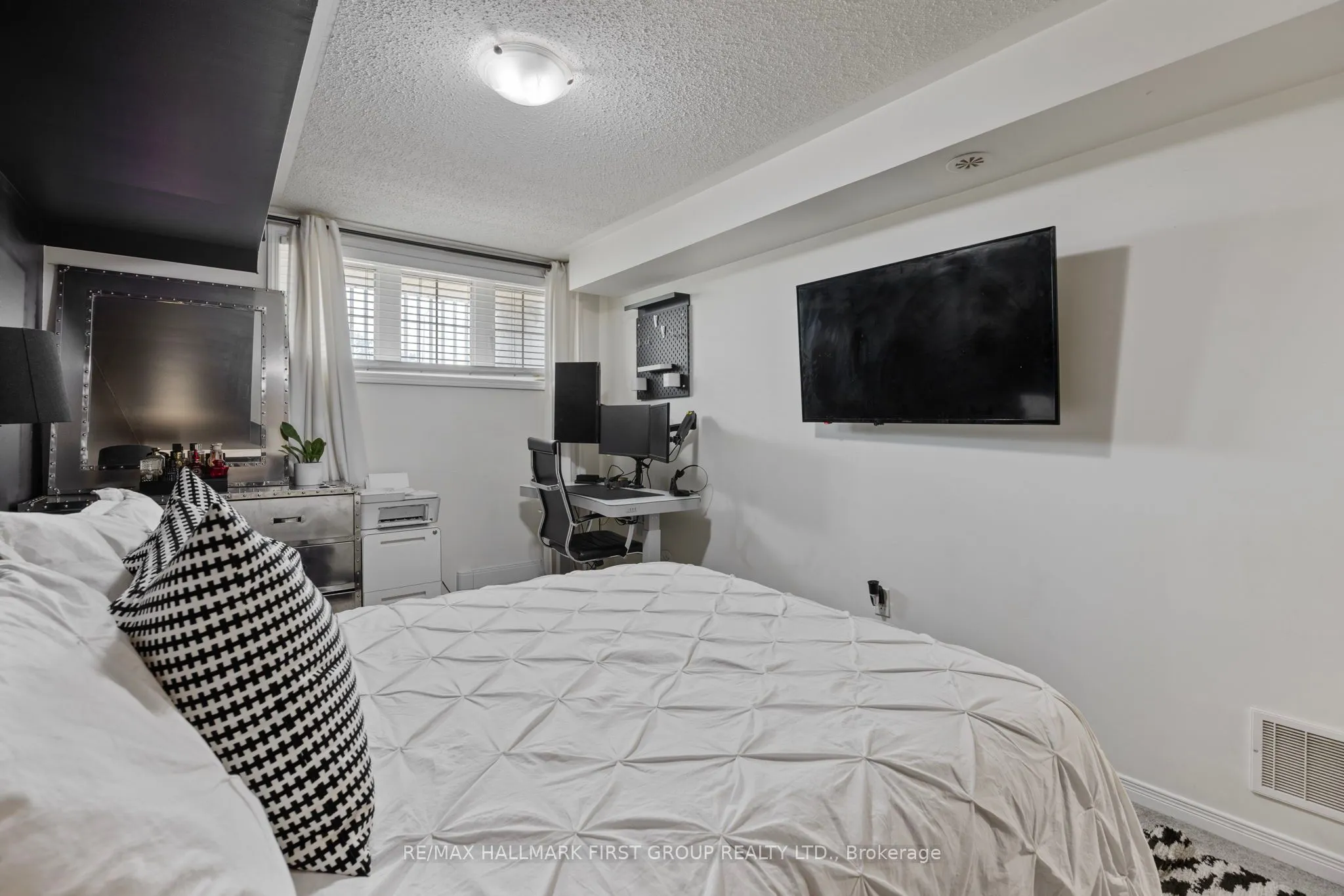 70 Abela Lane, #70