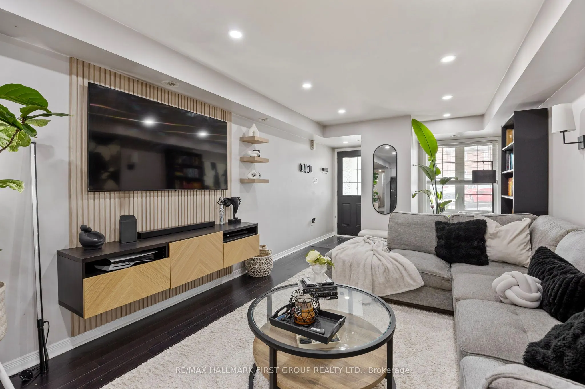 70 Abela Lane, #70