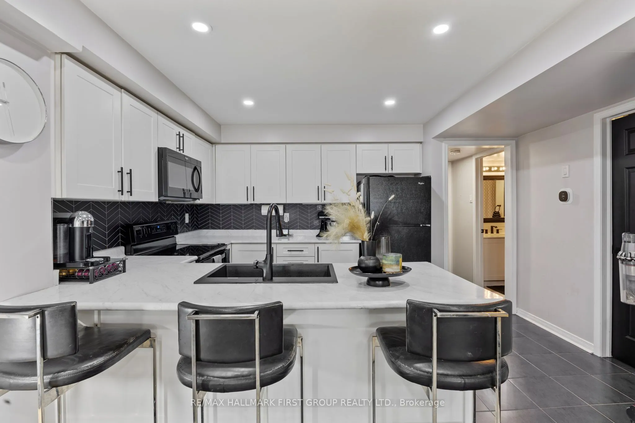 70 Abela Lane, #70