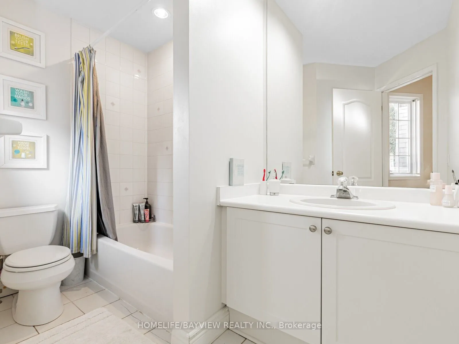 109 Thicket Crescent