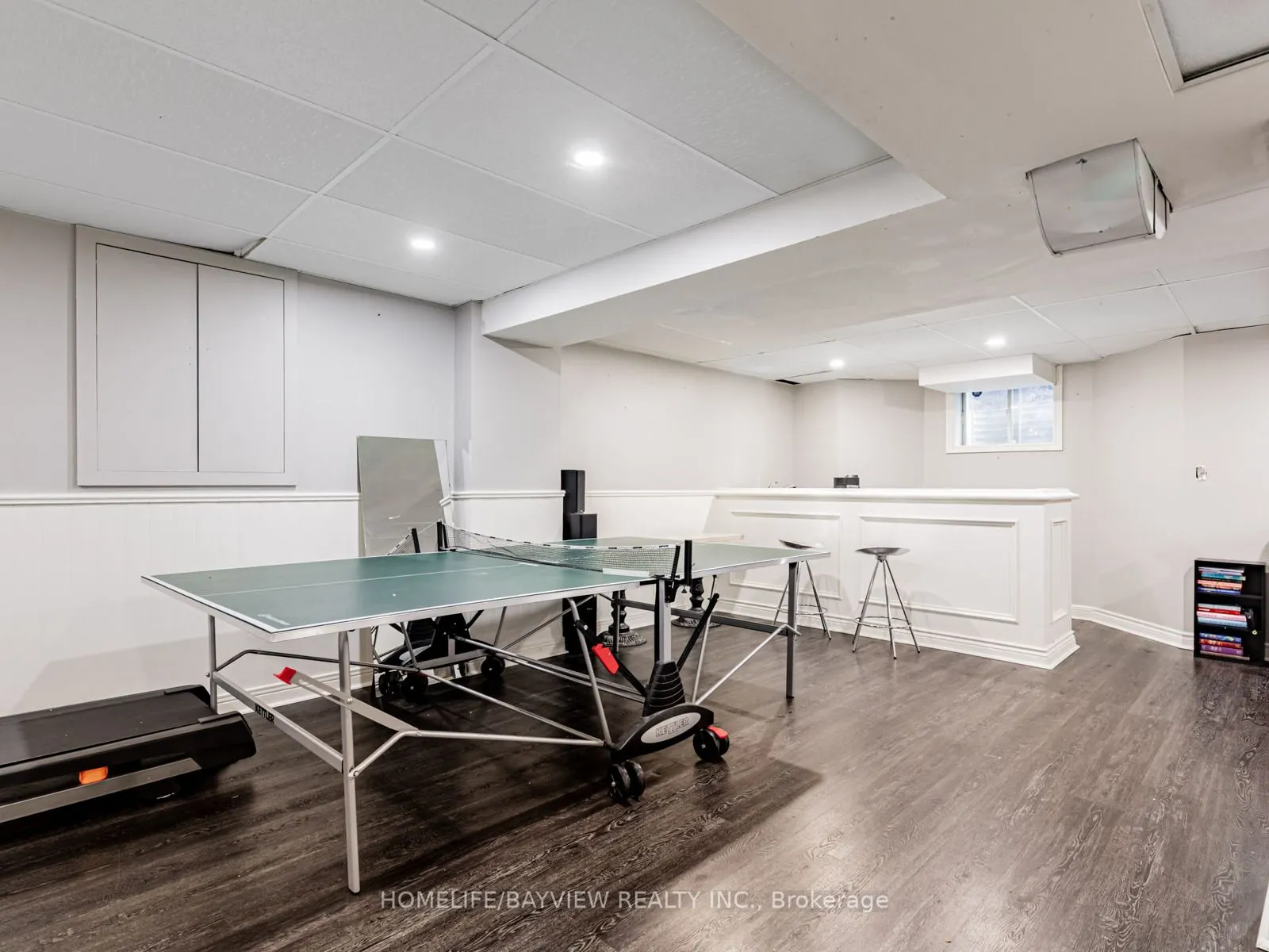 109 Thicket Crescent